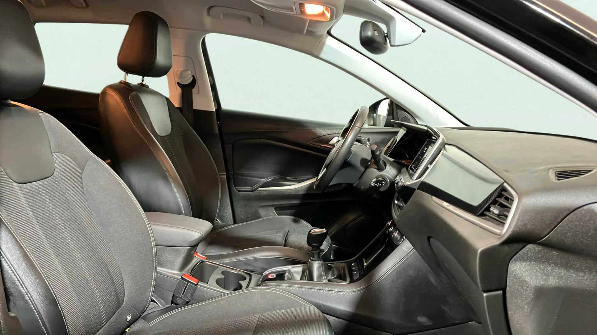 Opel Grandland 1.2 Turbo GS - foto 17