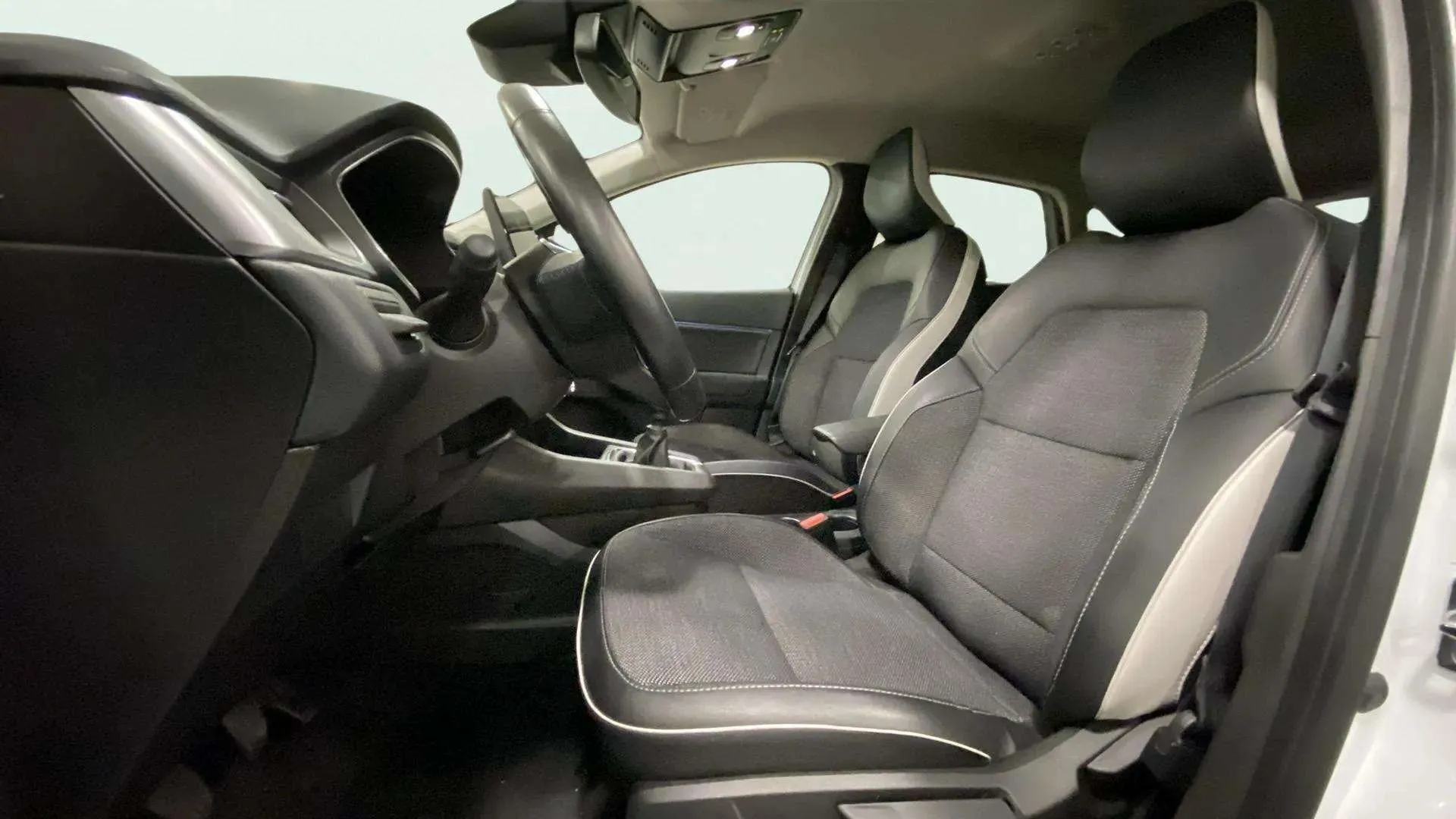 Renault Captur Intens TCe 90 - foto 22
