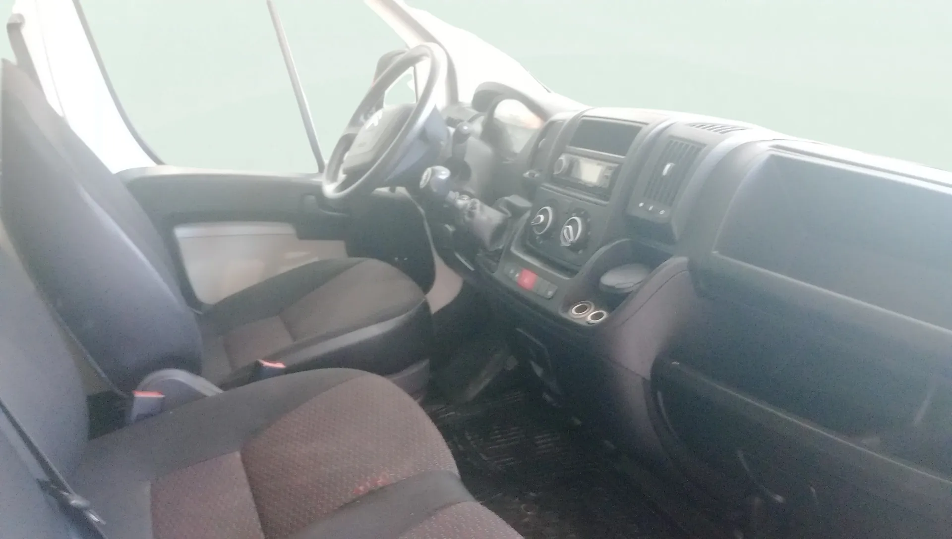 Citroën Jumper Furgón Diesel Jumper Fg. 2.0BlueHDi 30 L1H1 130 - foto 8