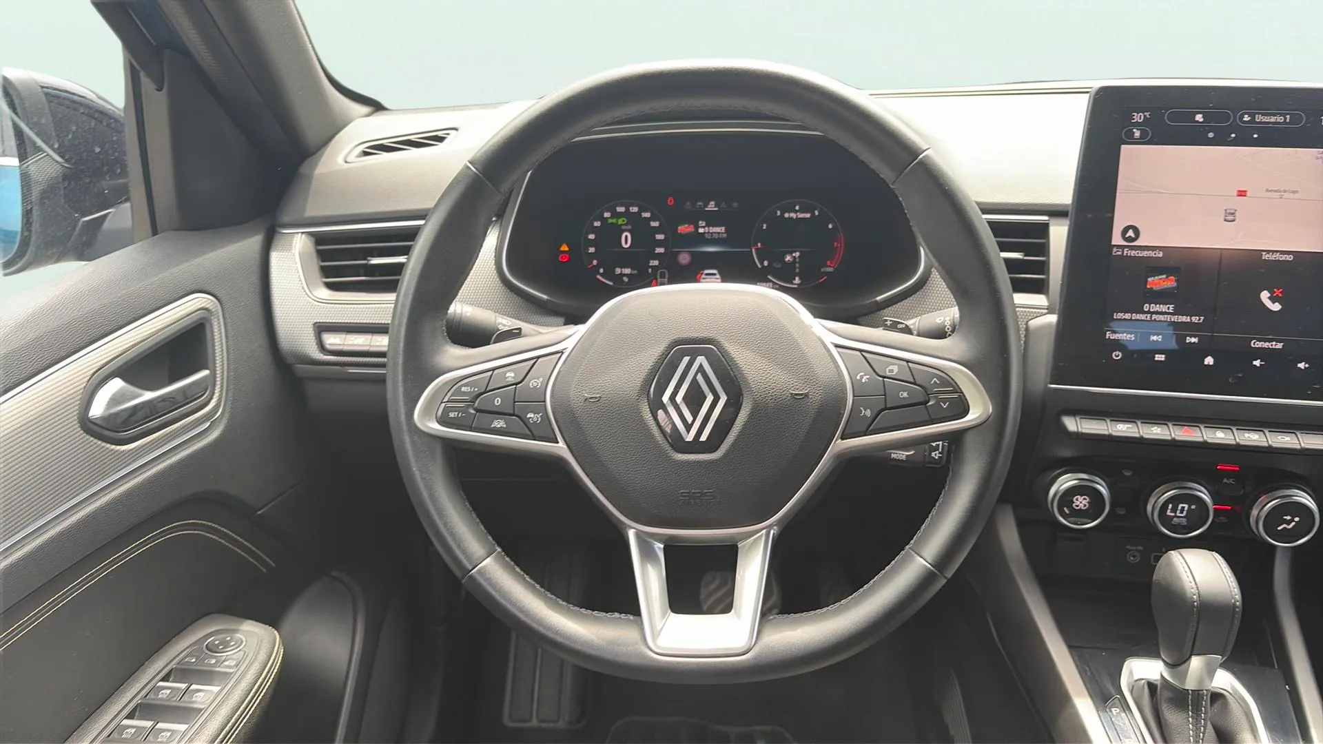 Renault Arkana Evolution TCe EDC mild hybr - foto 10