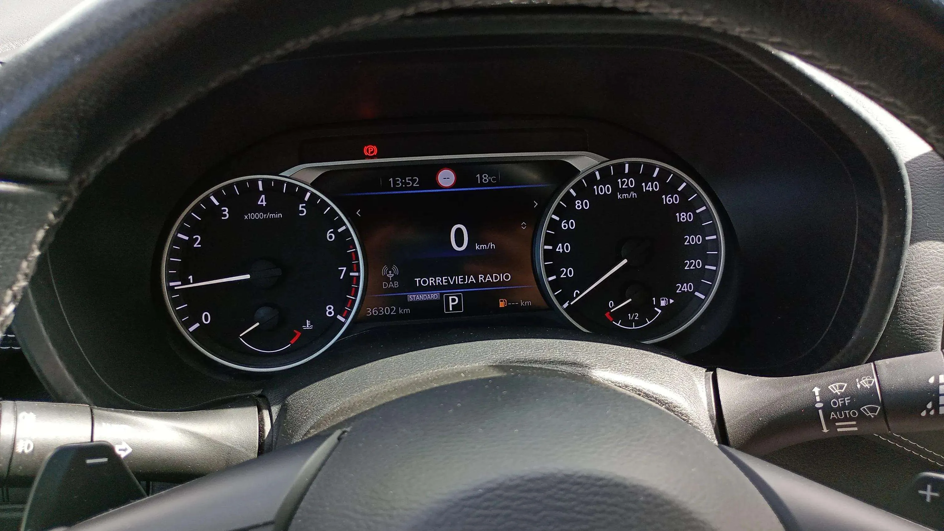 Nissan Juke DIG-T DCT N-Connecta - foto 10