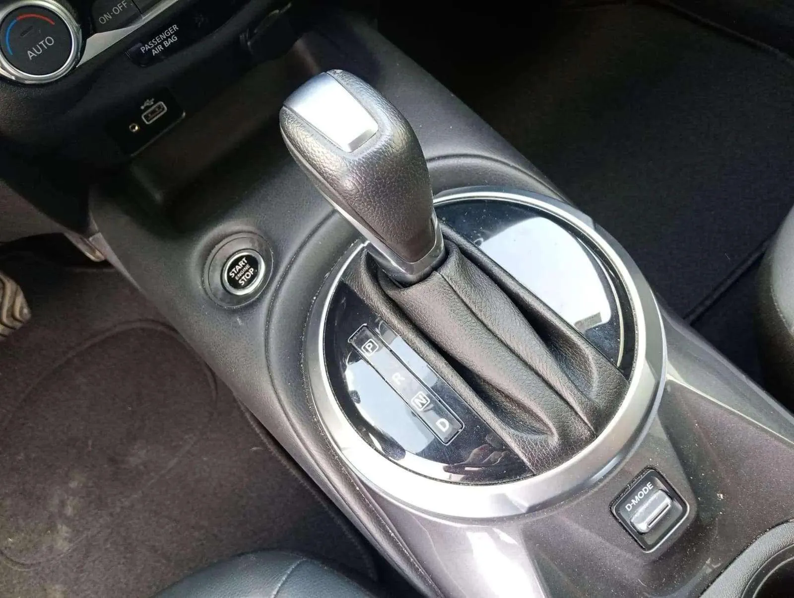 Nissan Juke DIG-T DCT Acenta - foto 11