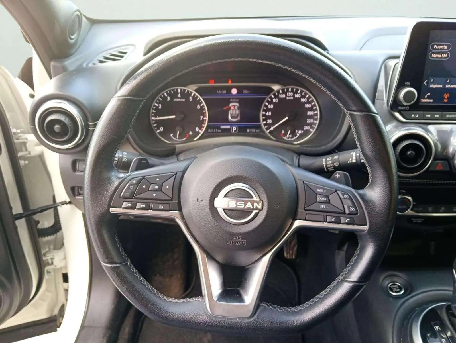 Nissan Juke DIG-T DCT Acenta - foto 7