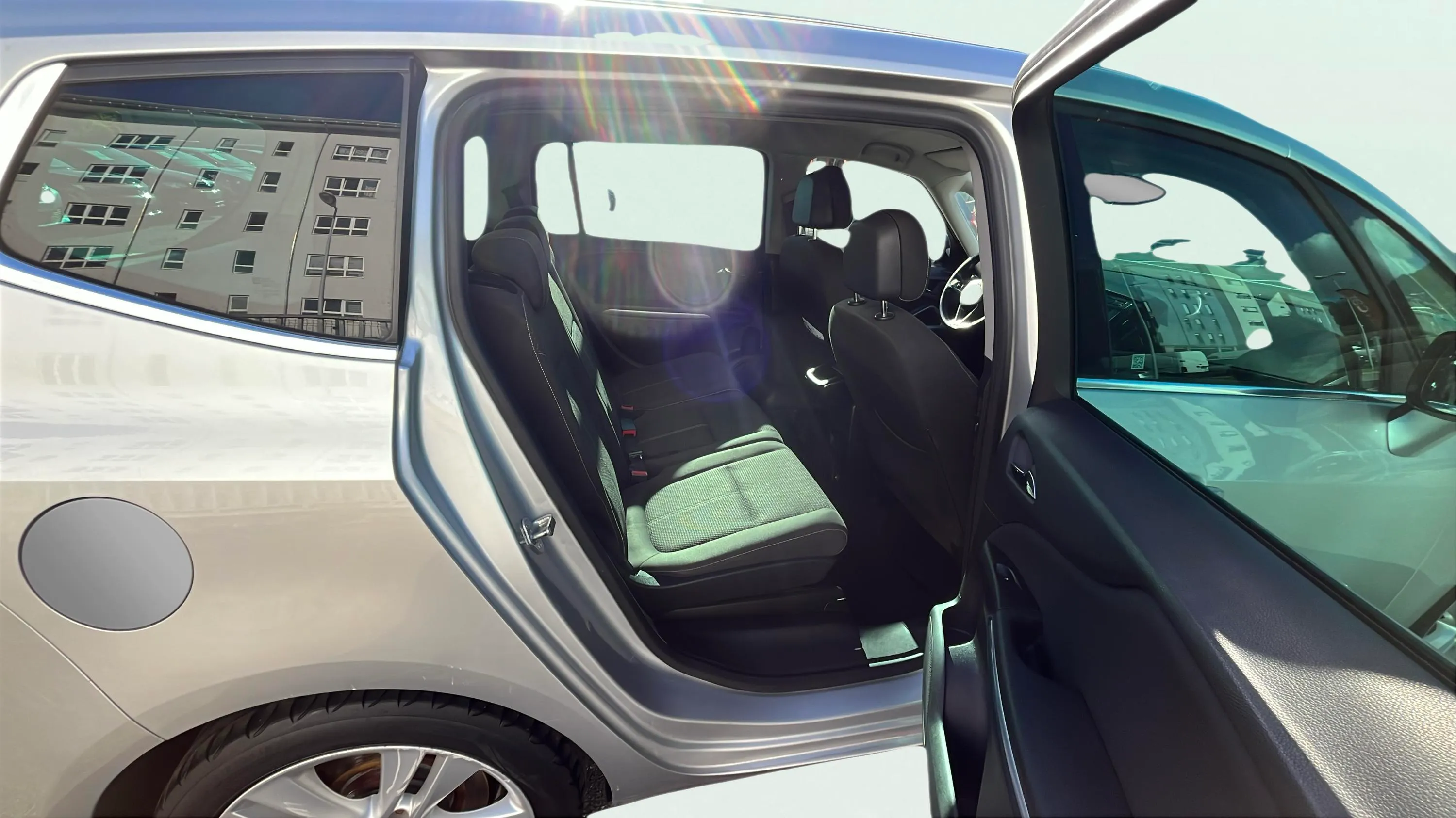 Opel Zafira 1.6 T Innovation - foto 17
