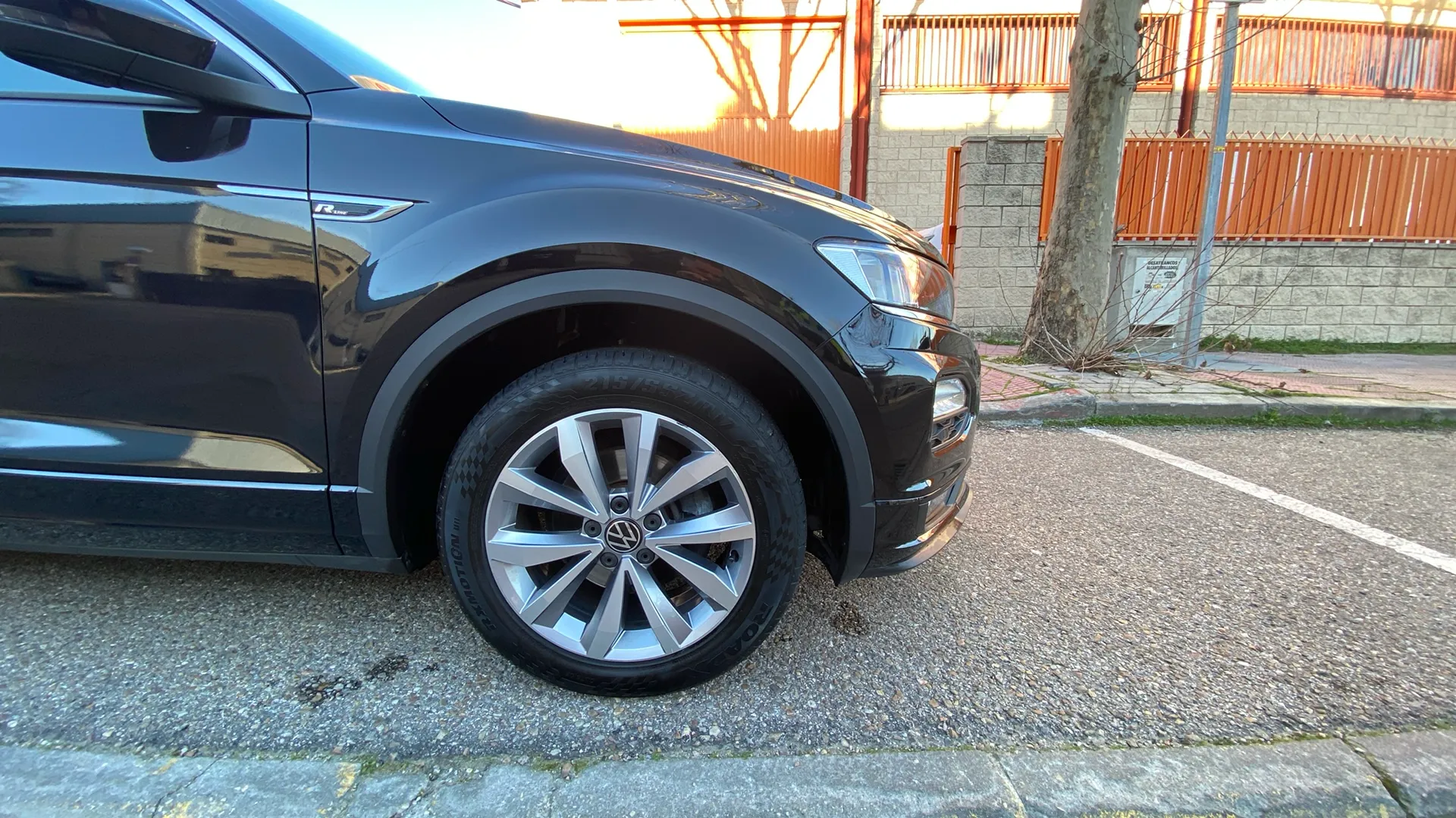 Volkswagen T-Roc R-Line 1.5 TSI DSG - foto 27