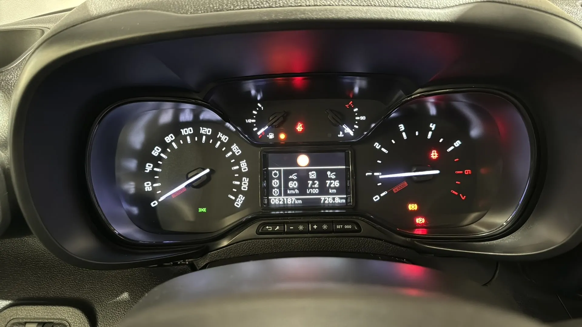 Citroën Berlingo Talla XL PureTech 110 Feel - foto 12