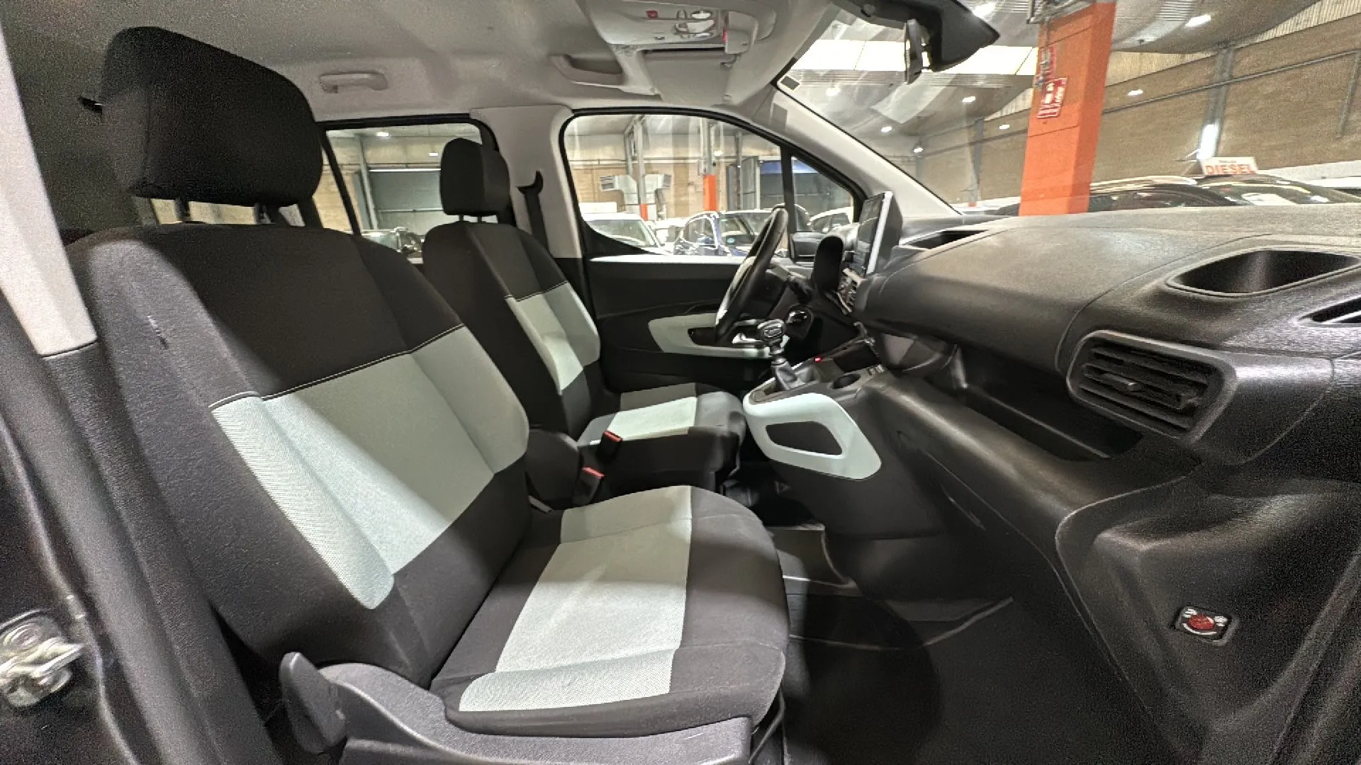 Citroën Berlingo Talla XL PureTech 110 Feel - foto 13