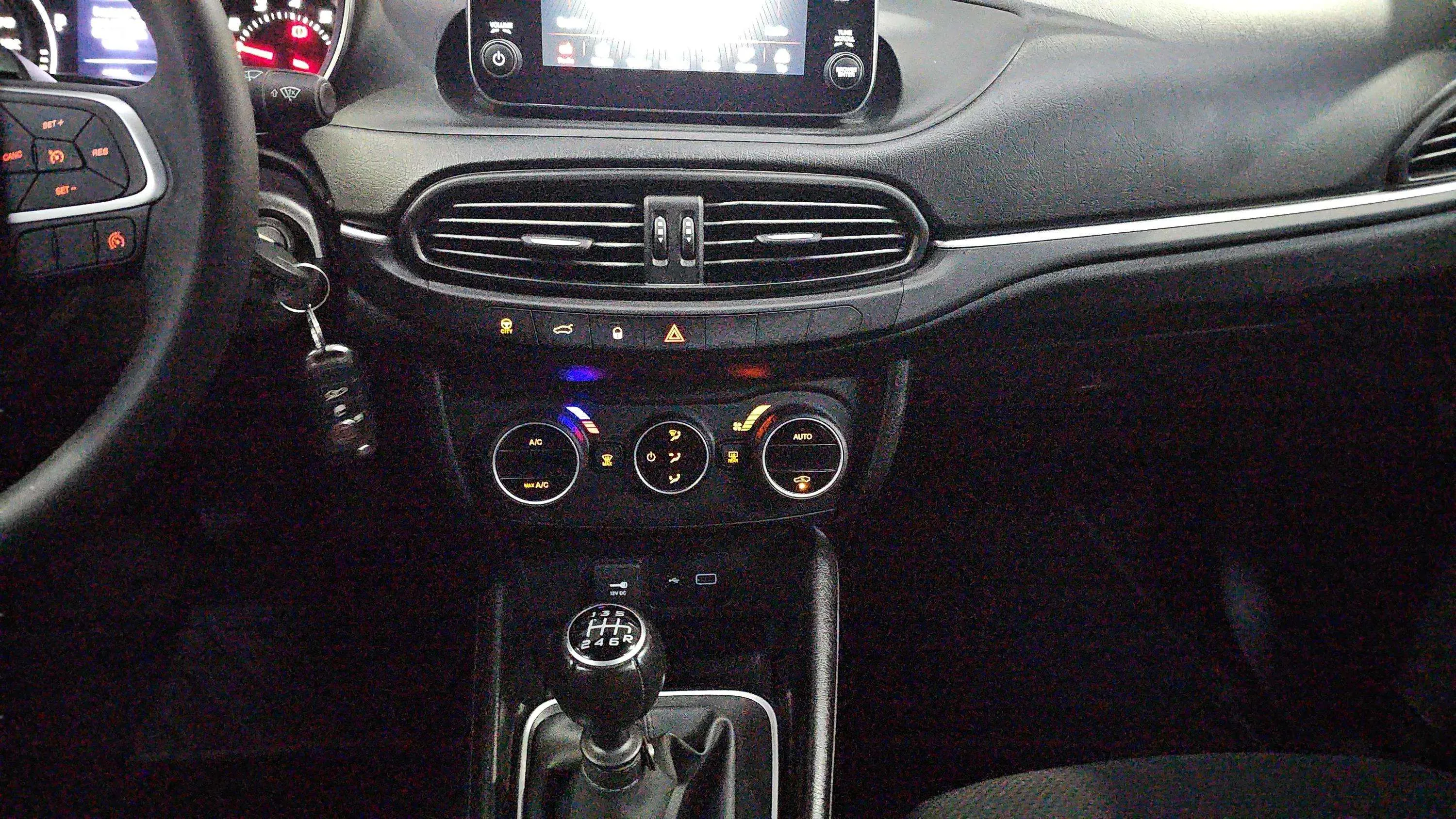 Fiat Tipo 1.4 16v Lounge gasolina - foto 14