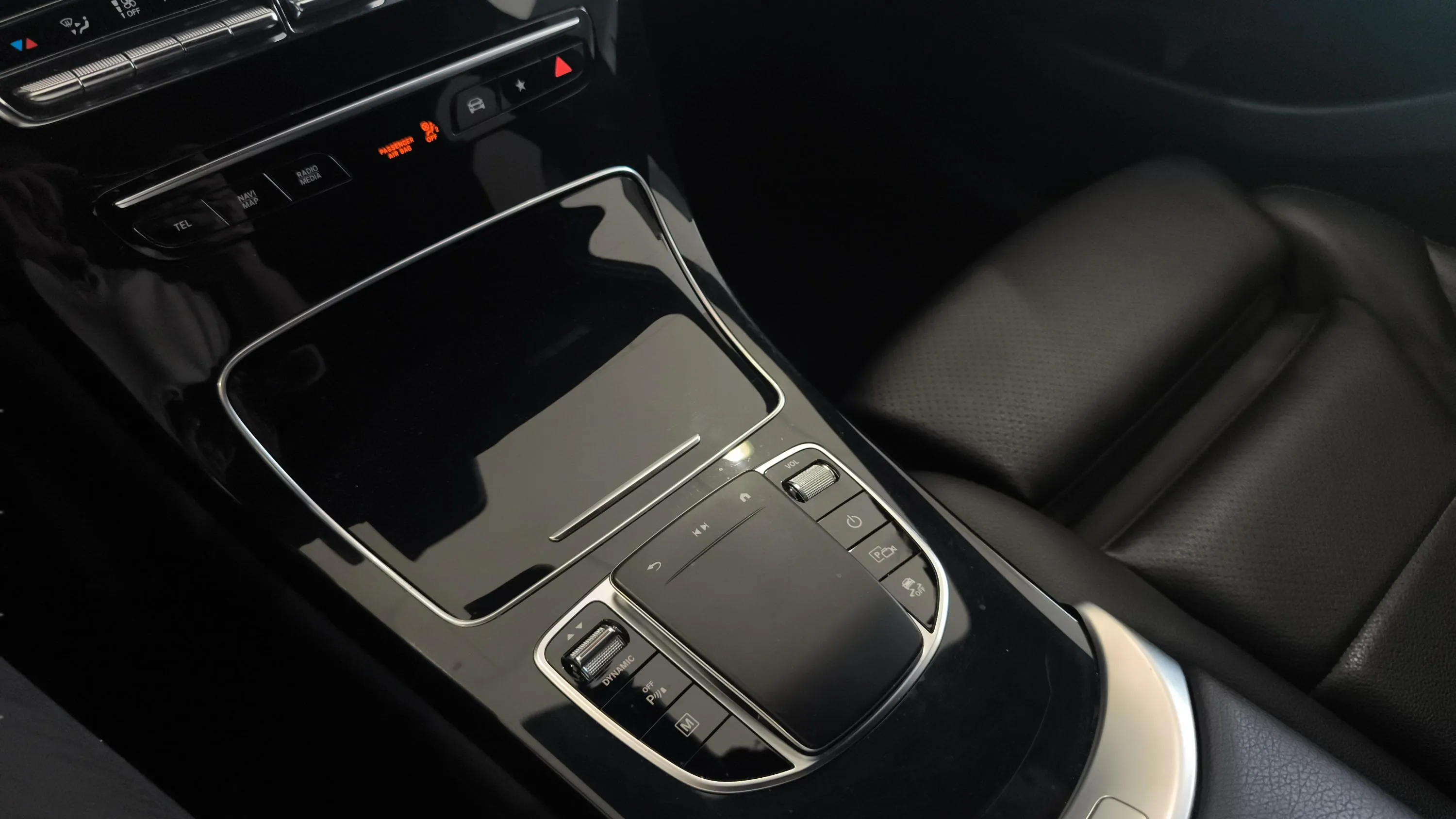 Mercedes-Benz GLC 300 e 4MATIC - foto 25