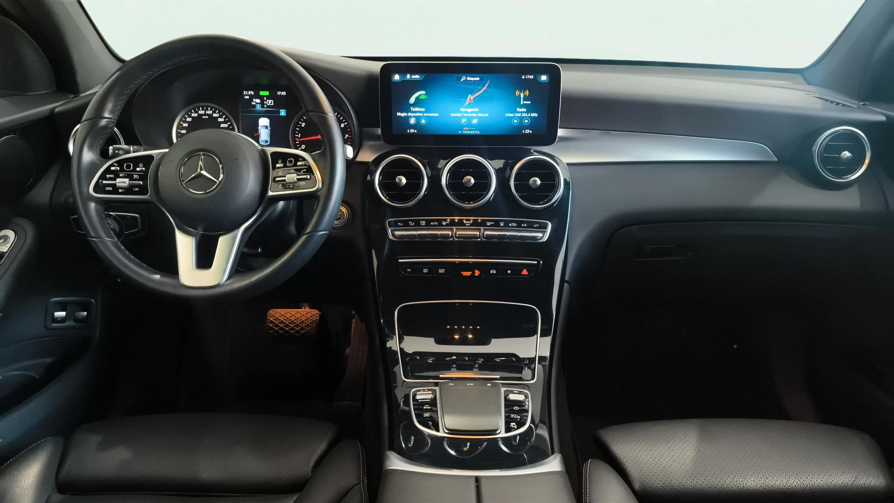 Mercedes-Benz GLC 300 e 4MATIC - foto 10