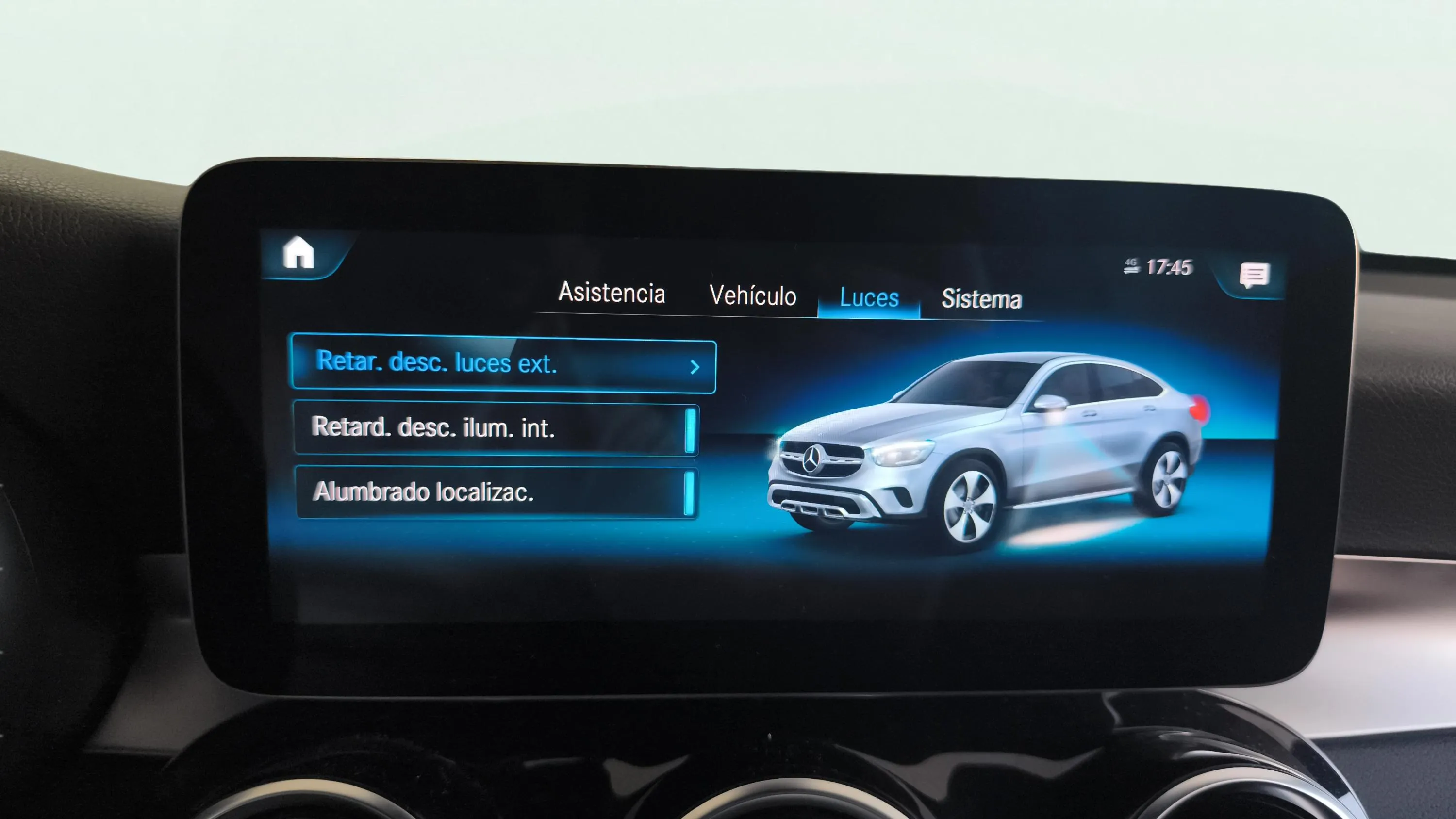Mercedes-Benz GLC 300 e 4MATIC - foto 20