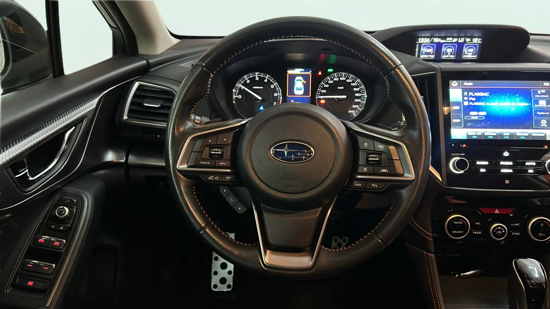 Subaru XV 2.0i Hybrid CVT Executive Plus - foto 11