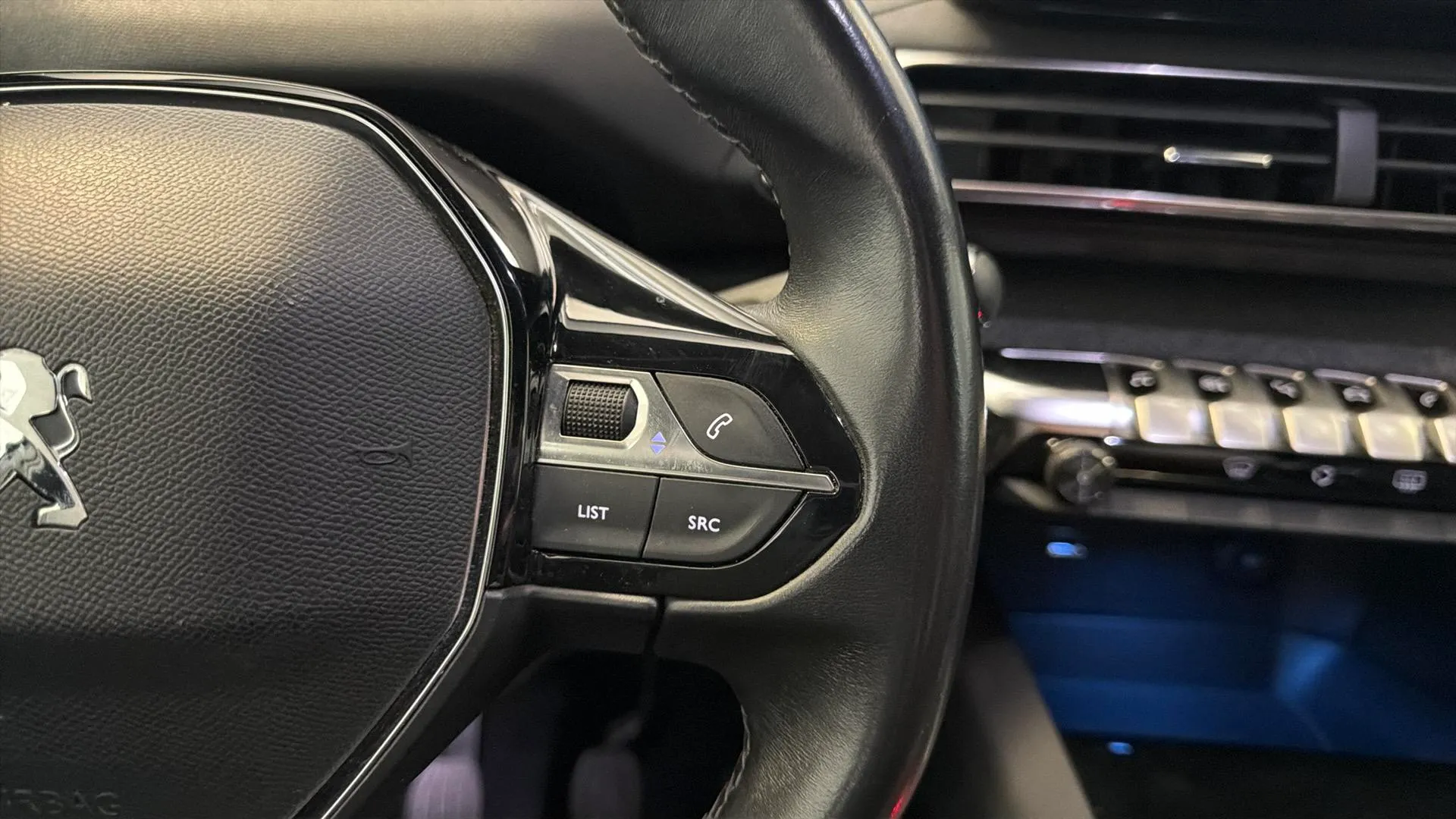Peugeot 3008 1.2 PureTech Allure Pack - foto 13