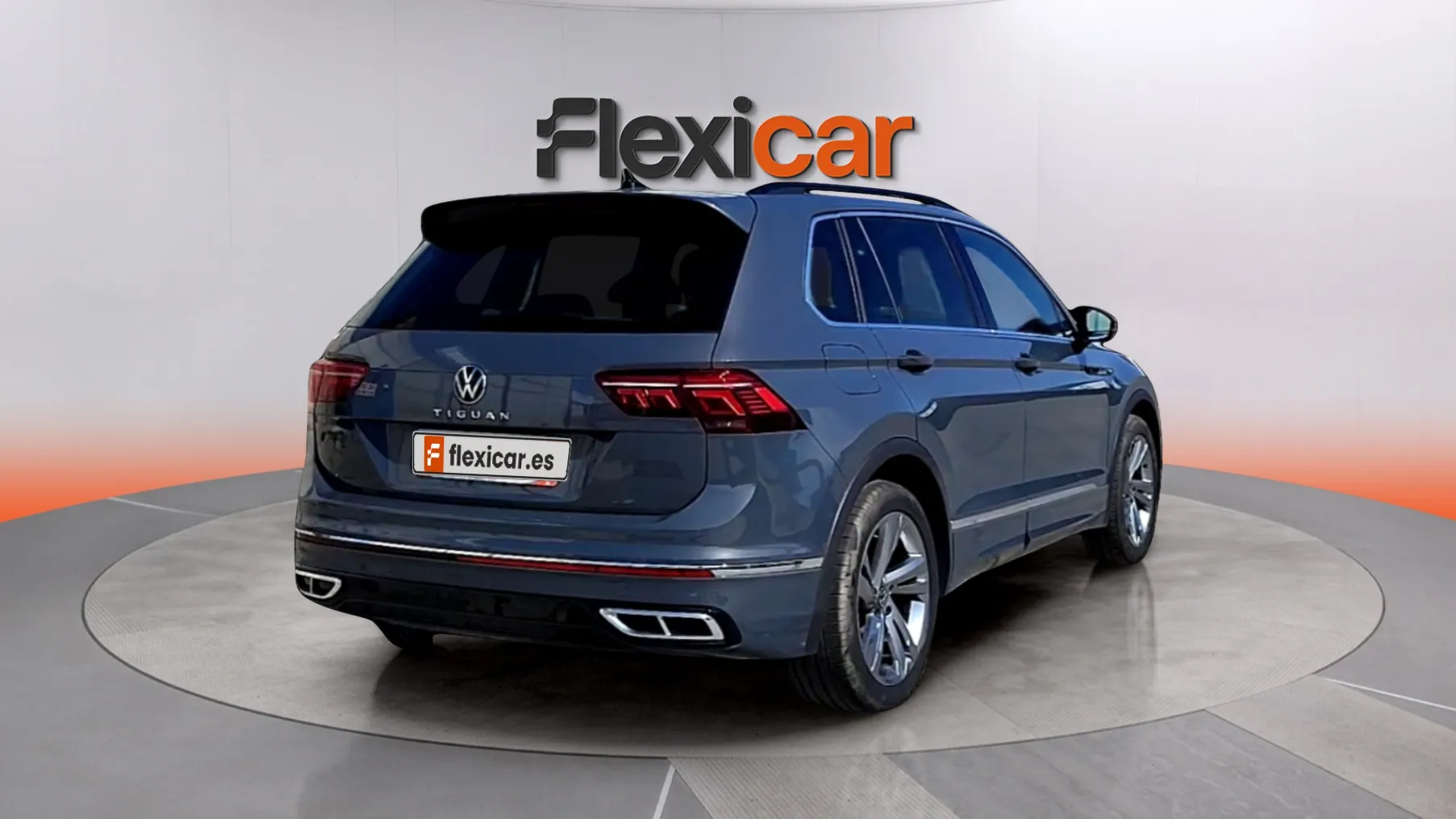 Volkswagen Tiguan R-Line 2.0 TDI DSG - foto 7