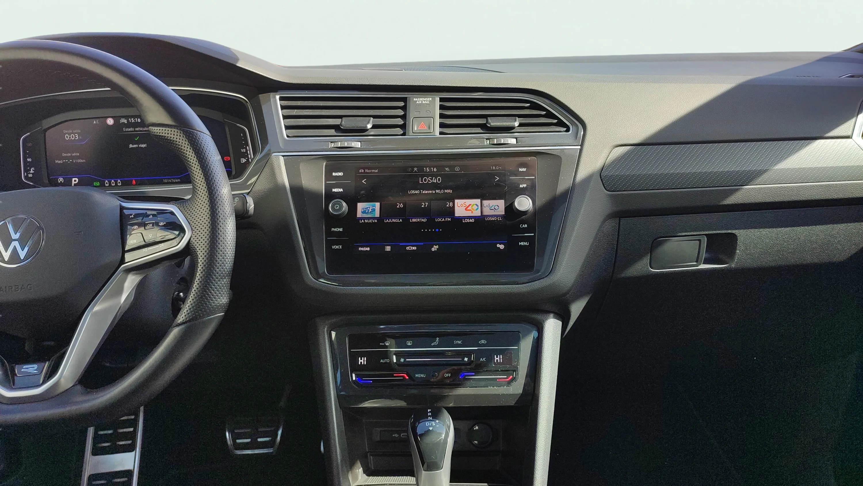 Volkswagen Tiguan R-Line 2.0 TDI DSG - foto 12