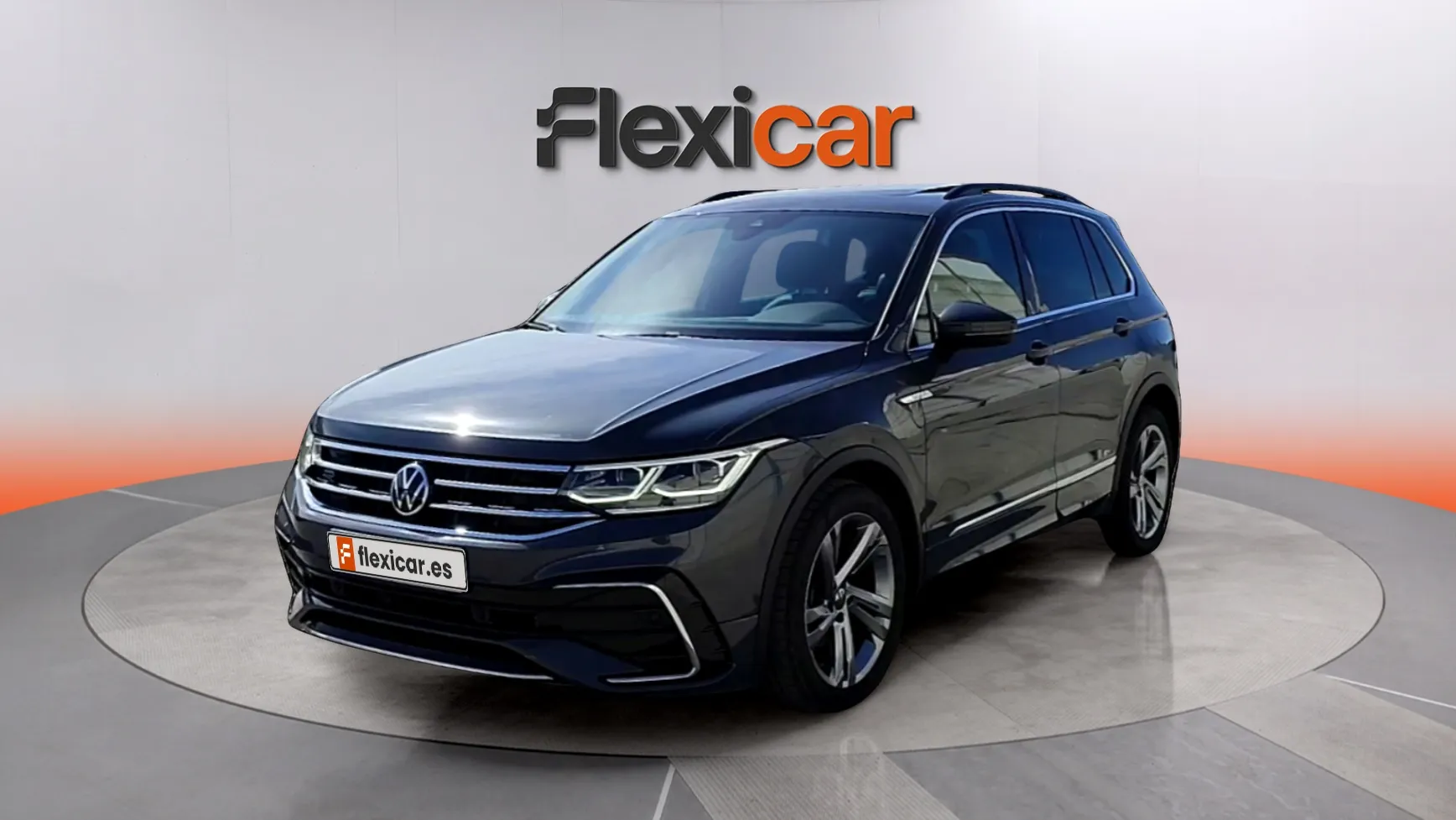 Volkswagen Tiguan R-Line 2.0 TDI DSG - foto 3