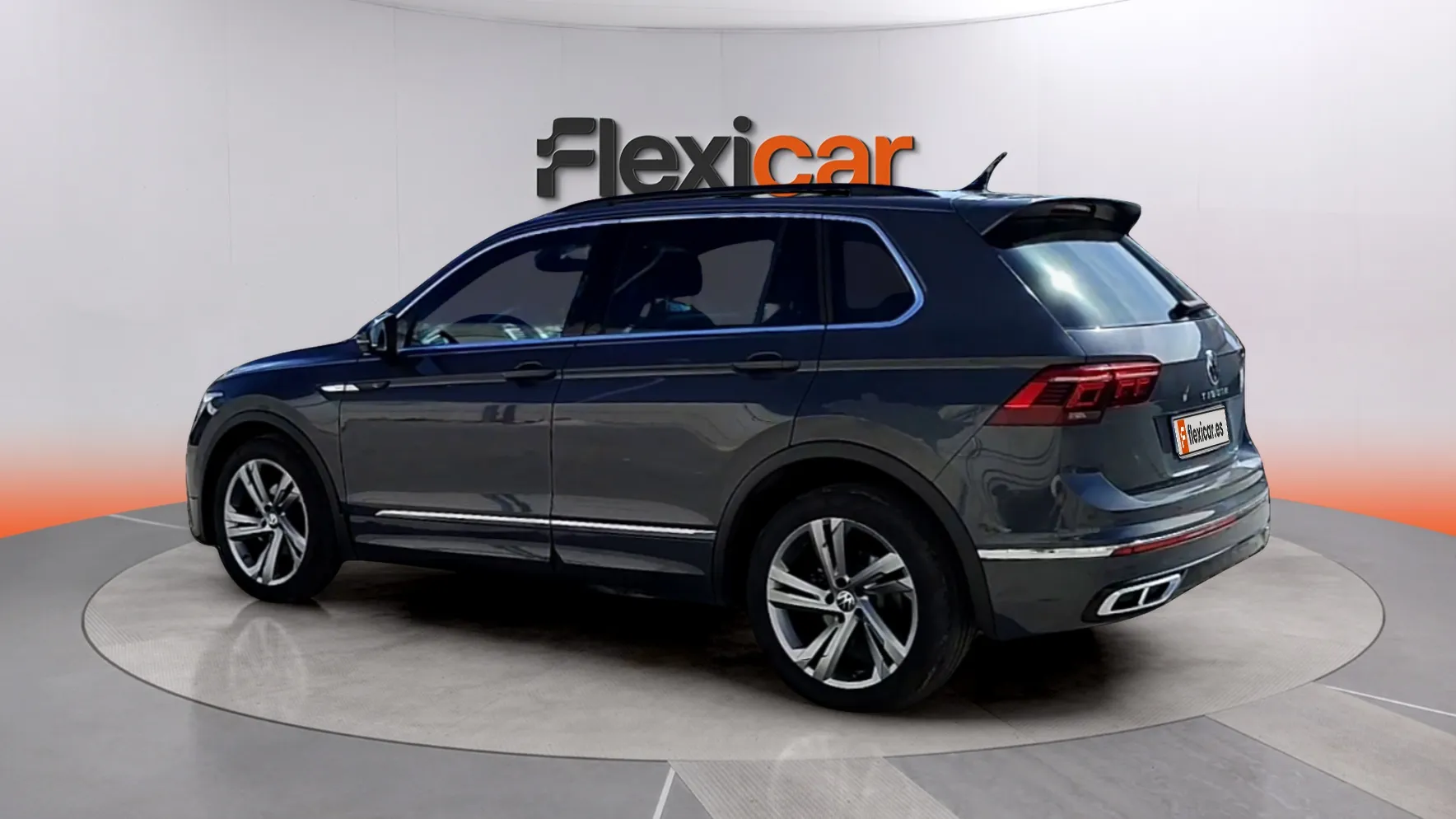 Volkswagen Tiguan R-Line 2.0 TDI DSG - foto 5