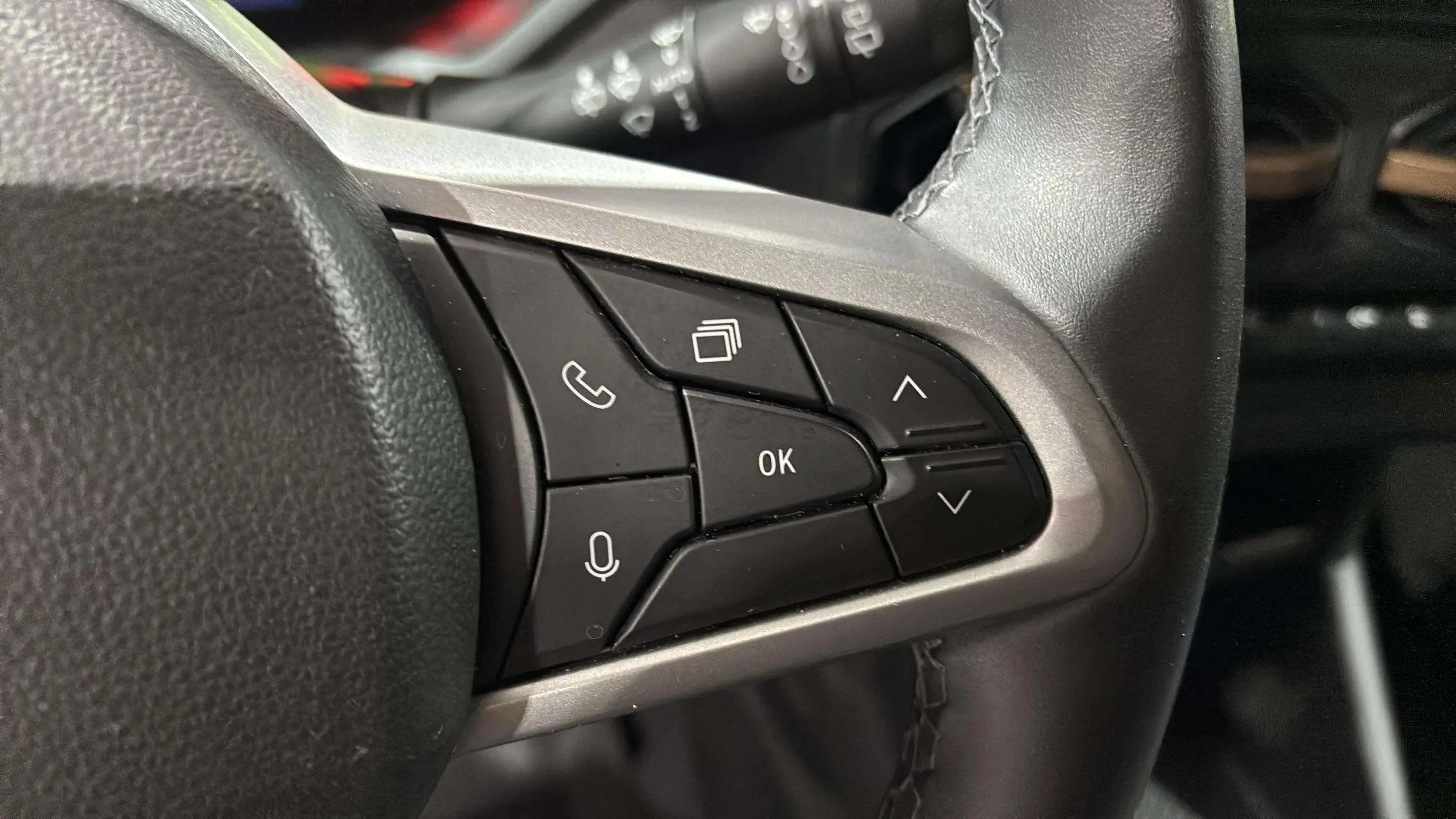 Dacia Duster Extreme Hybrid 4x2 - foto 13