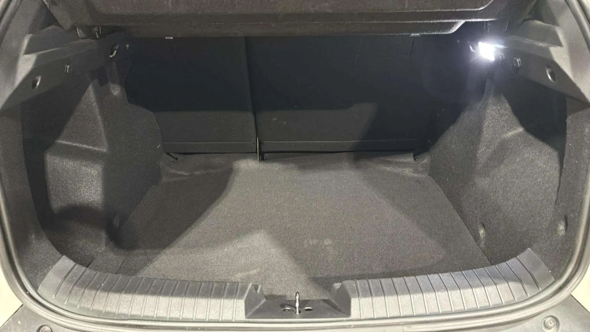 Dacia Duster Extreme Hybrid 4x2 - foto 9