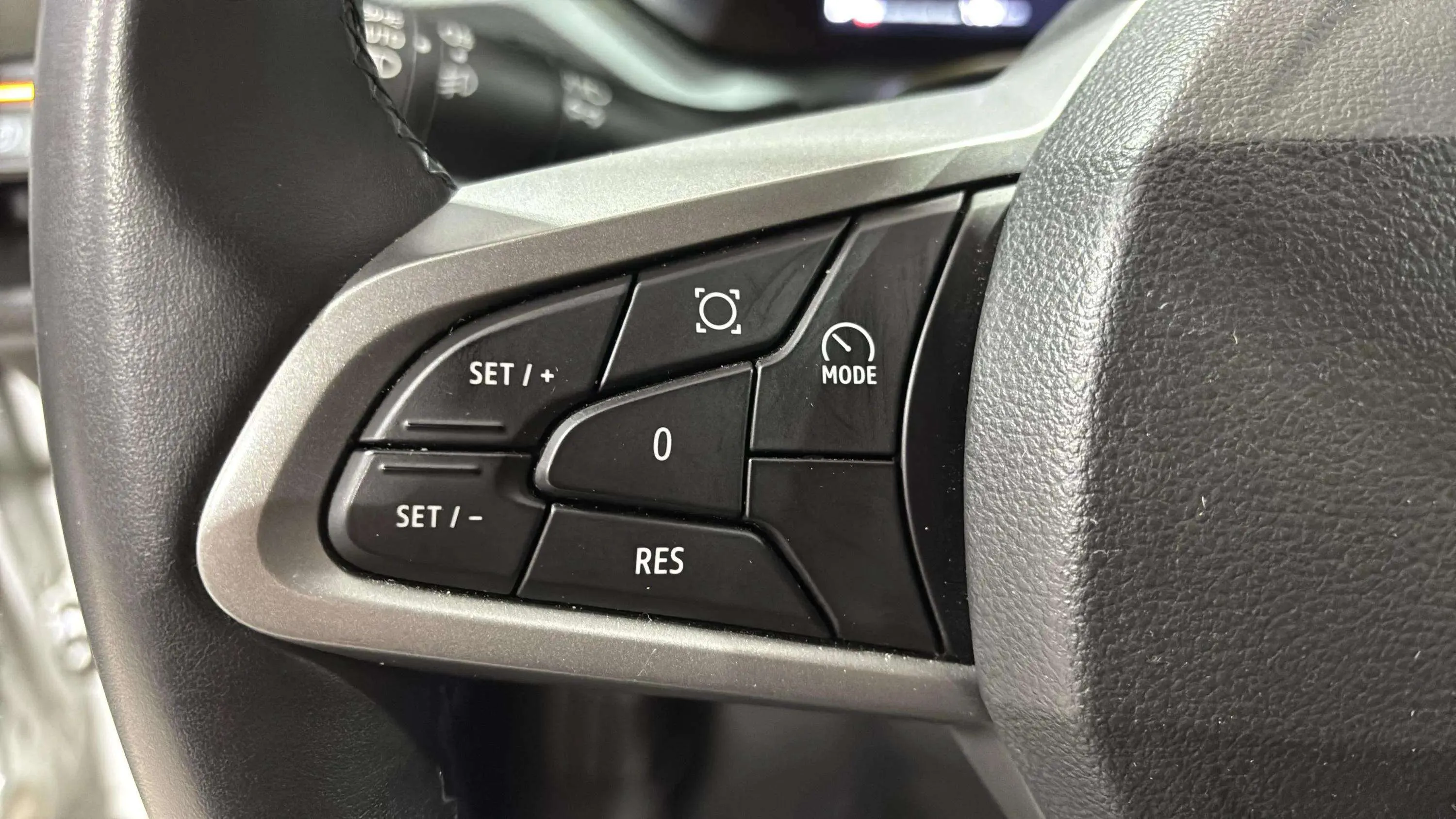 Dacia Duster Extreme Hybrid 4x2 - foto 12