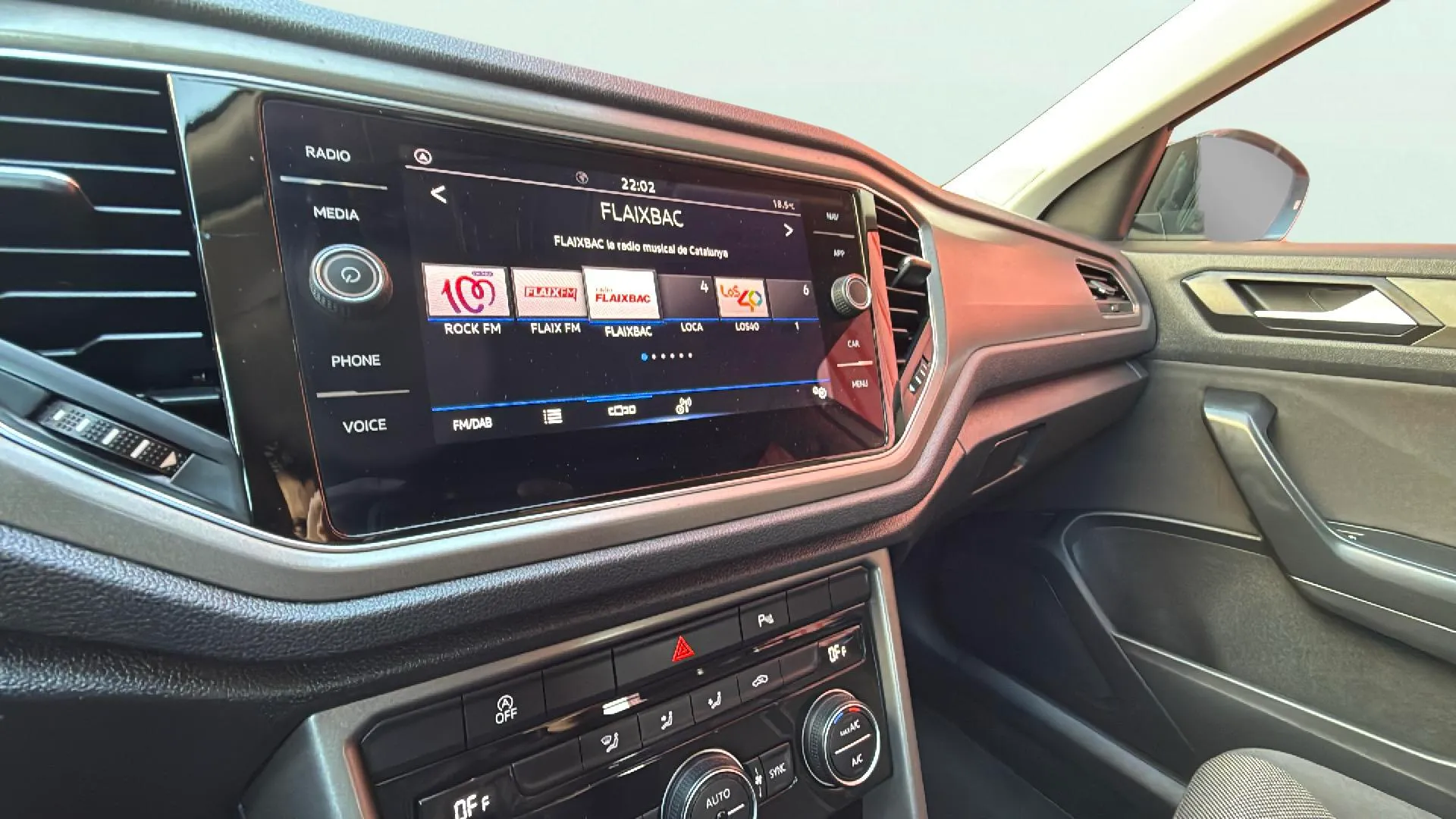 Volkswagen T-Roc Advance 1.5 TSI DSG - foto 15