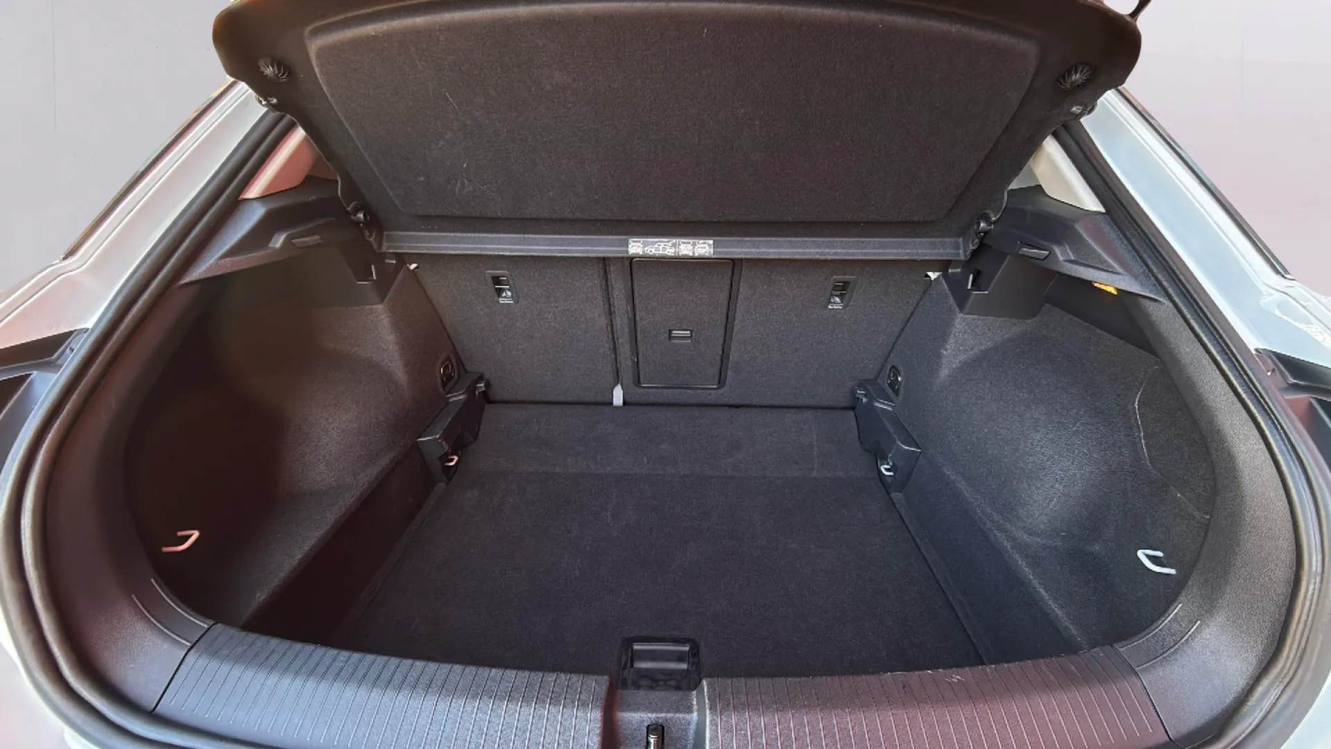 Volkswagen T-Roc Advance 1.5 TSI DSG - foto 25