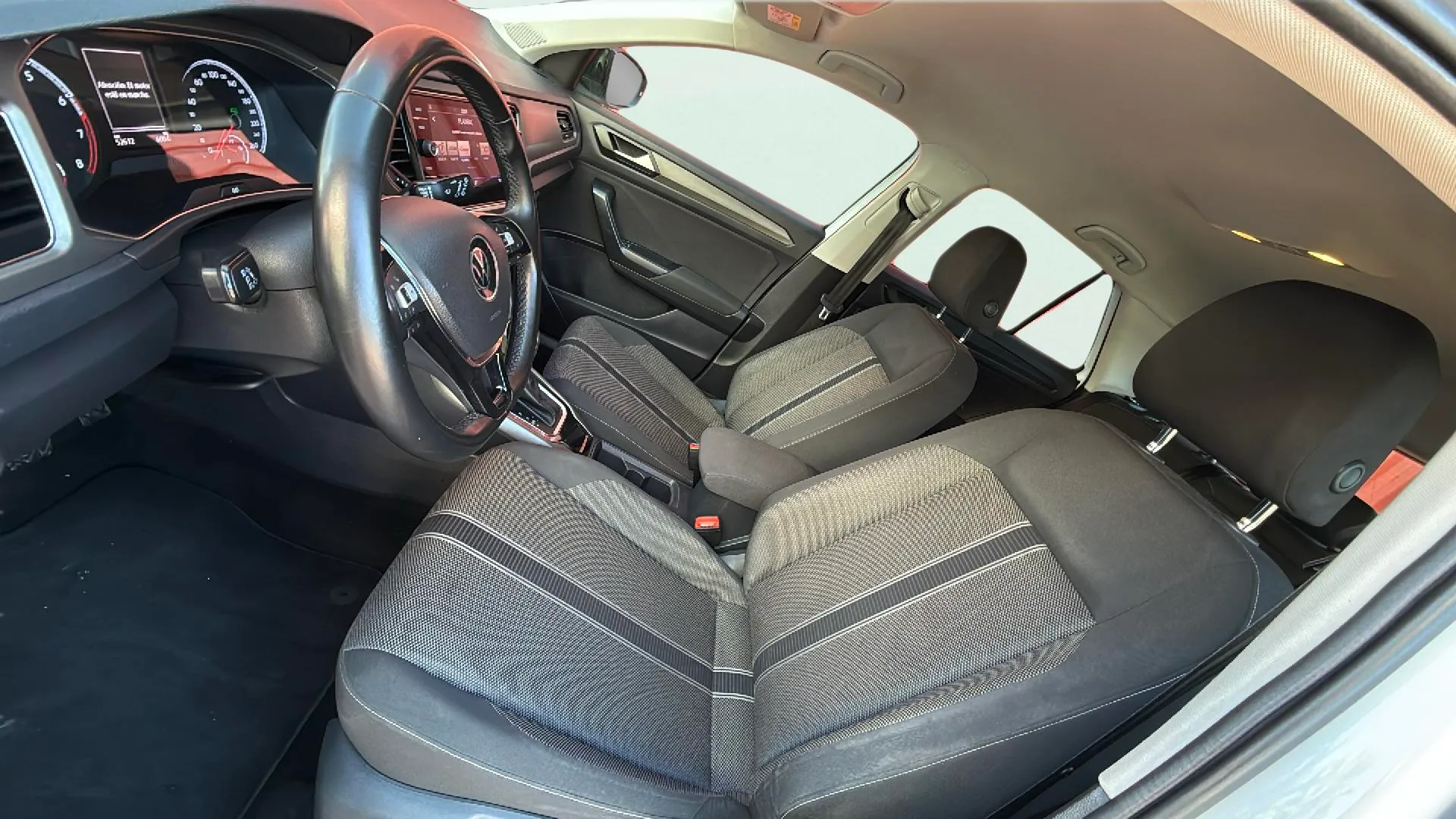 Volkswagen T-Roc Advance 1.5 TSI DSG - foto 20