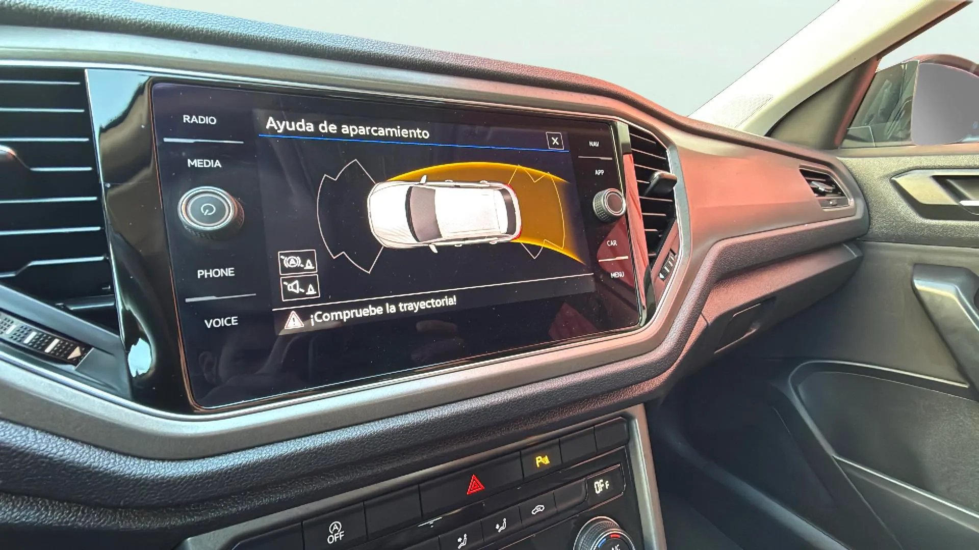 Volkswagen T-Roc Advance 1.5 TSI DSG - foto 14