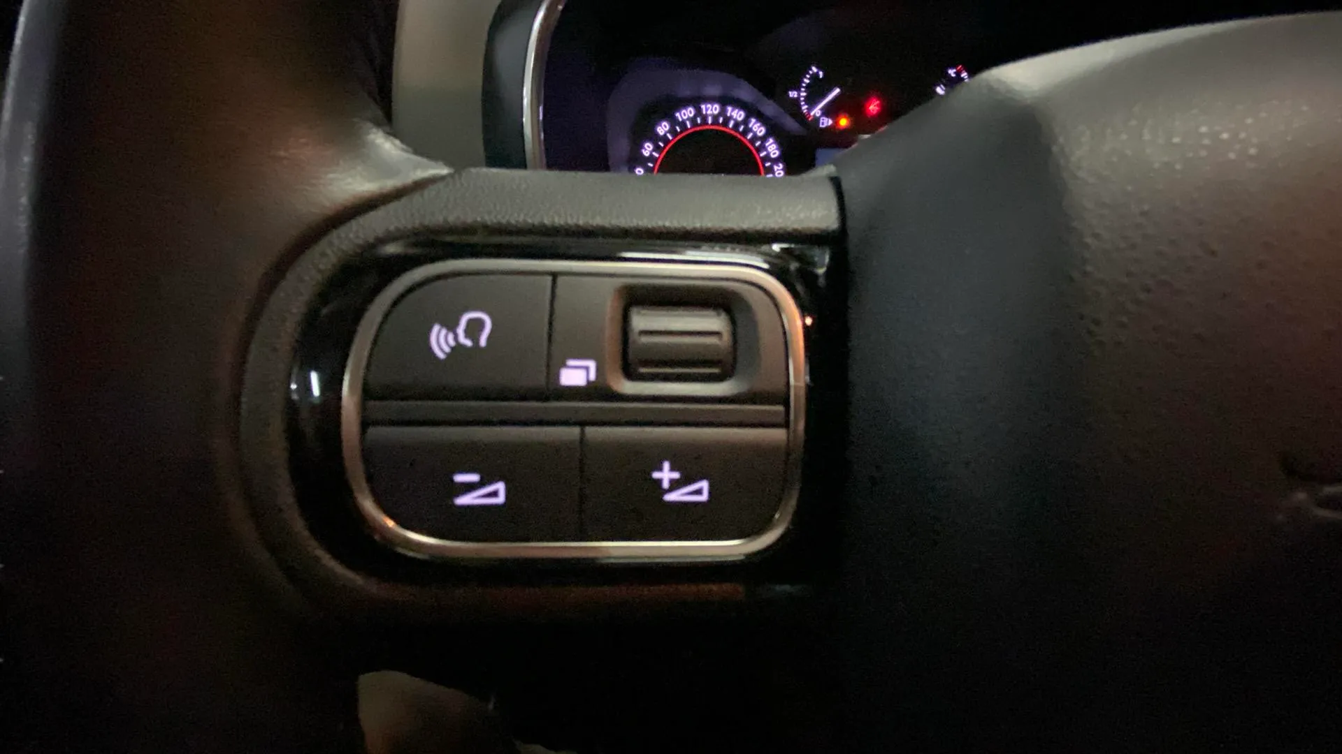Citroën C5 Aircross BlueHDi Live Pack - foto 19
