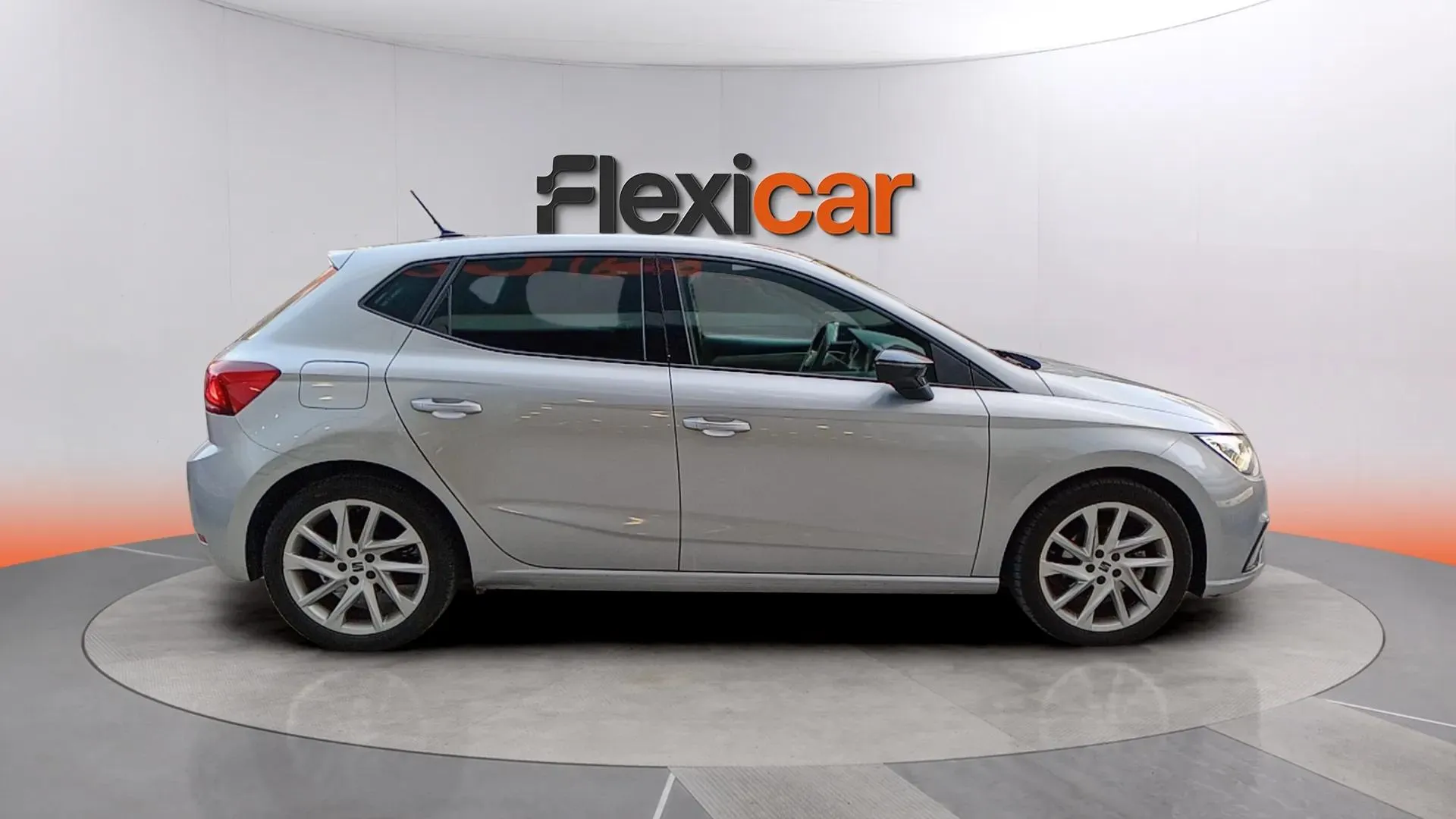 SEAT Ibiza 1.5 TSI DSG FR XL - foto 2