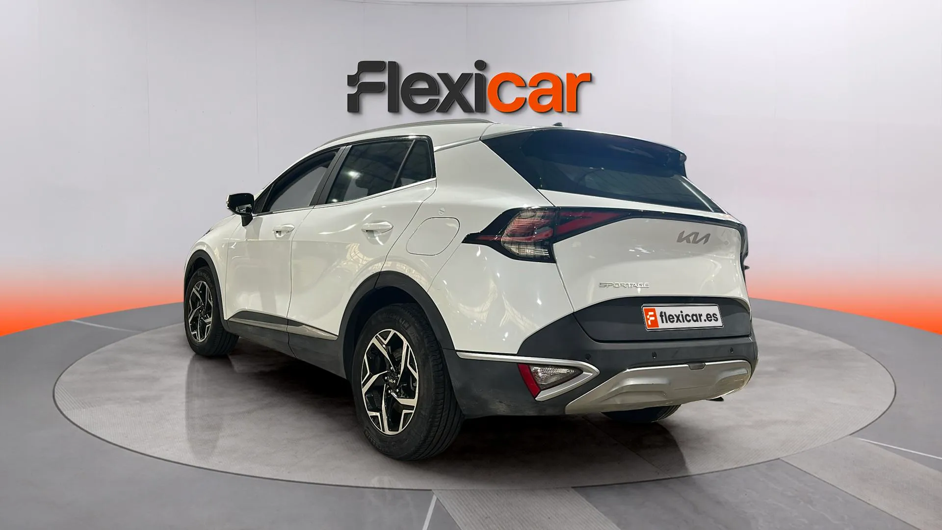 Kia Sportage 1.6 T-GDi MHEV Tech 4x2 DCT - foto 8