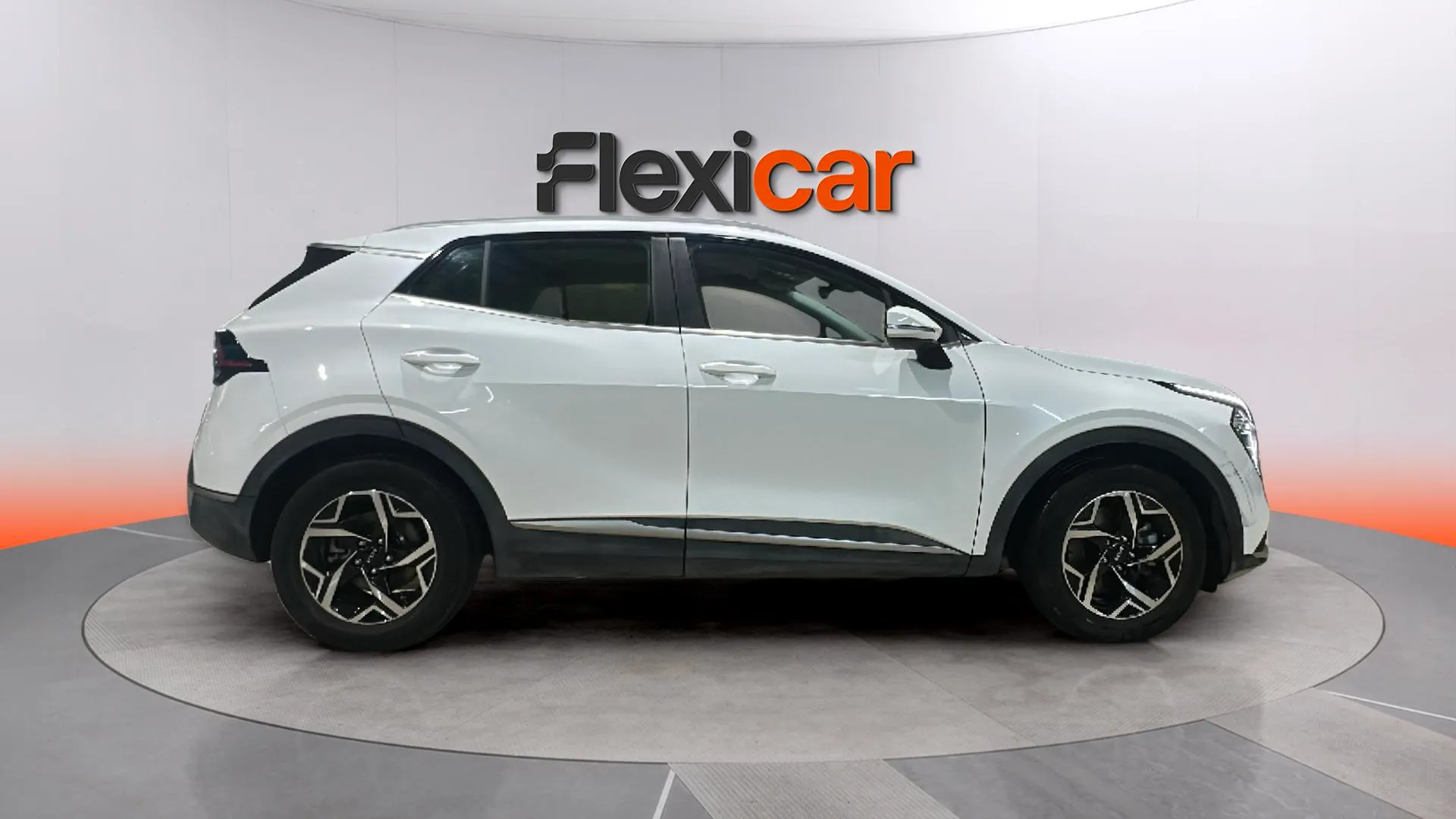 Kia Sportage 1.6 T-GDi MHEV Tech 4x2 DCT - foto 4
