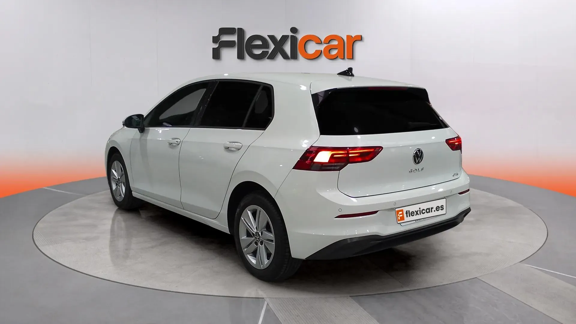 Volkswagen Golf Life 1.0 eTSI DSG - foto 8