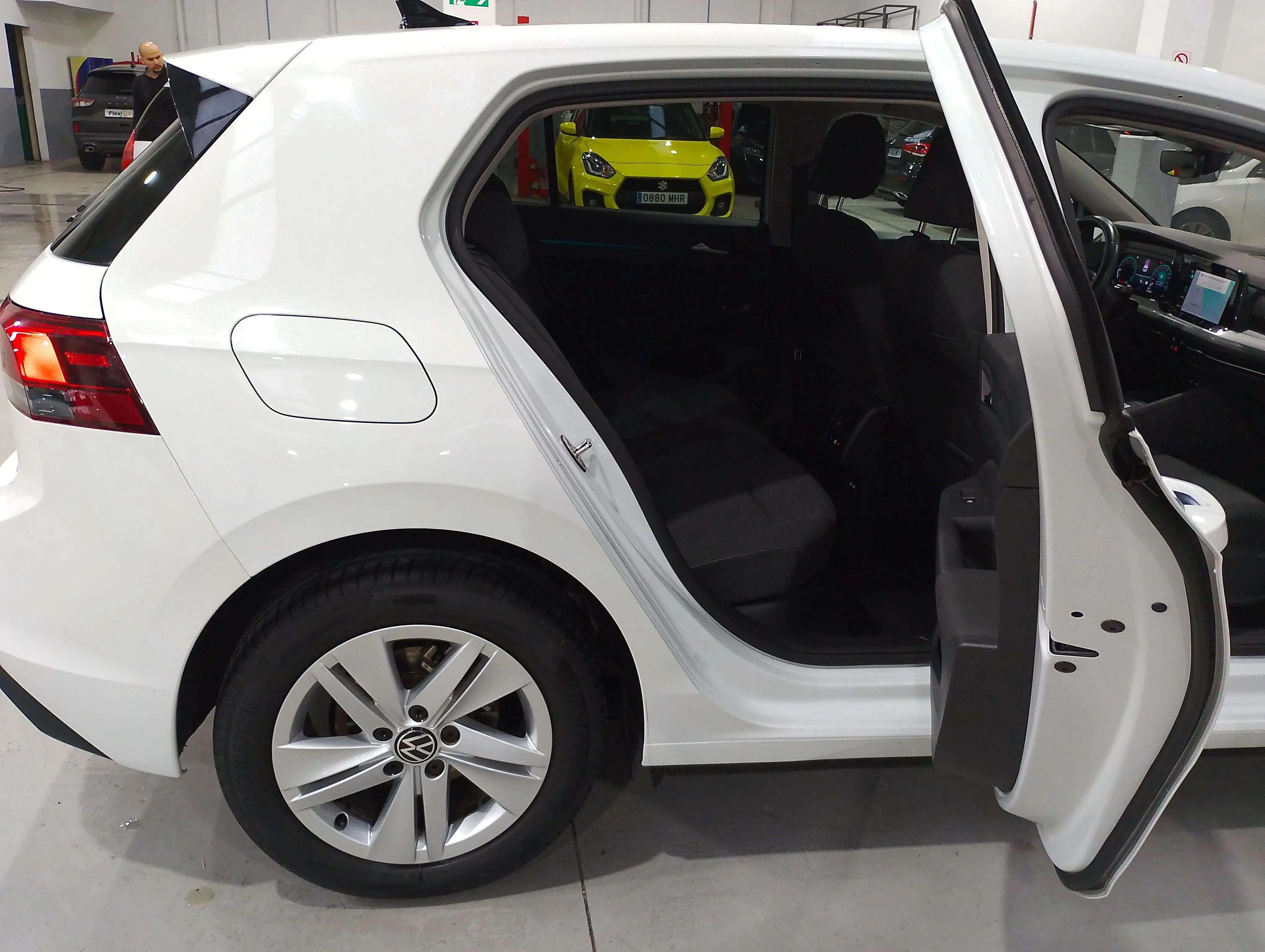 Volkswagen Golf Life 1.0 eTSI DSG - foto 15