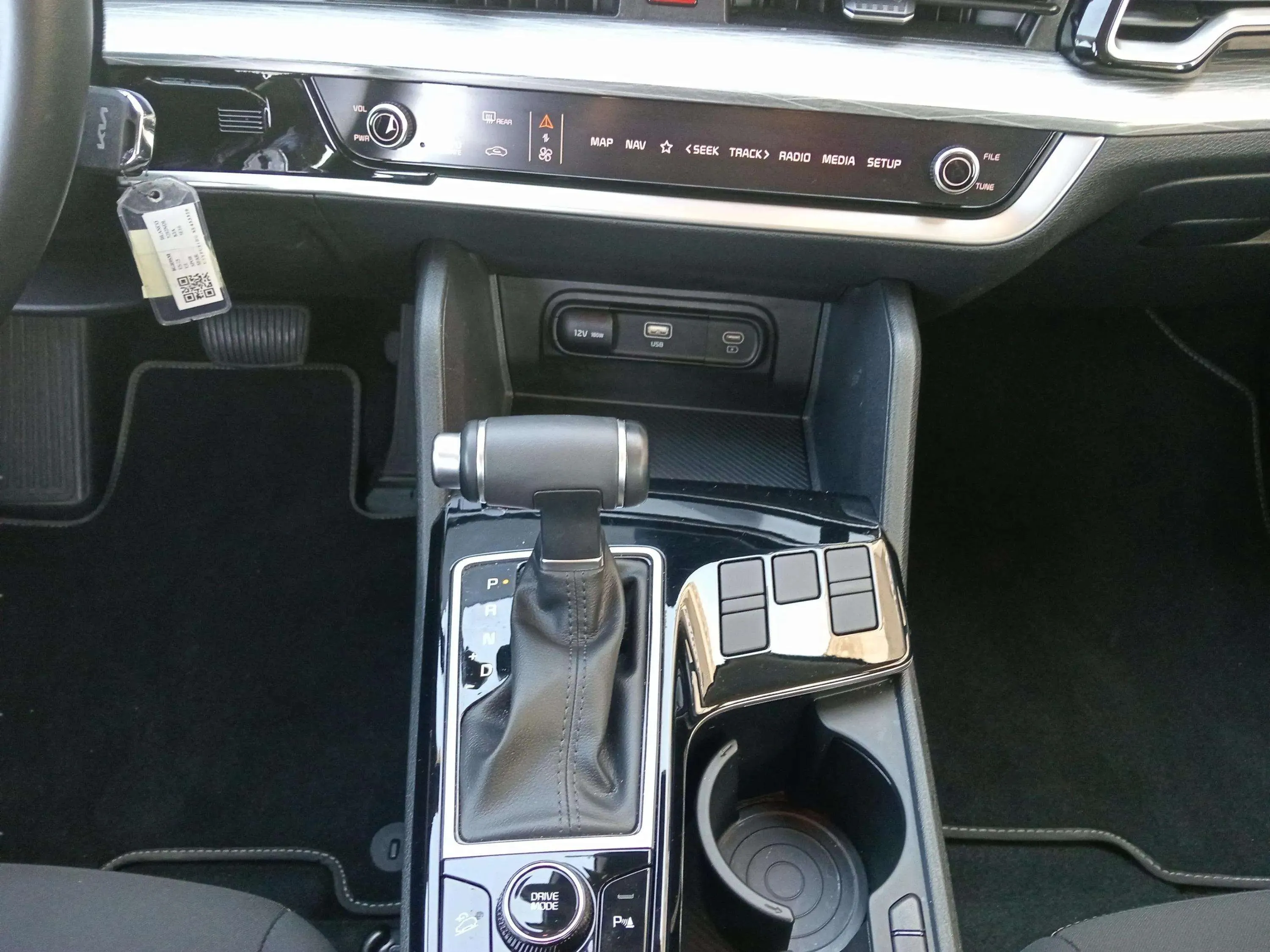 Kia Sportage 1.6 CRDi MHEV Business 4x2 DCT - foto 22