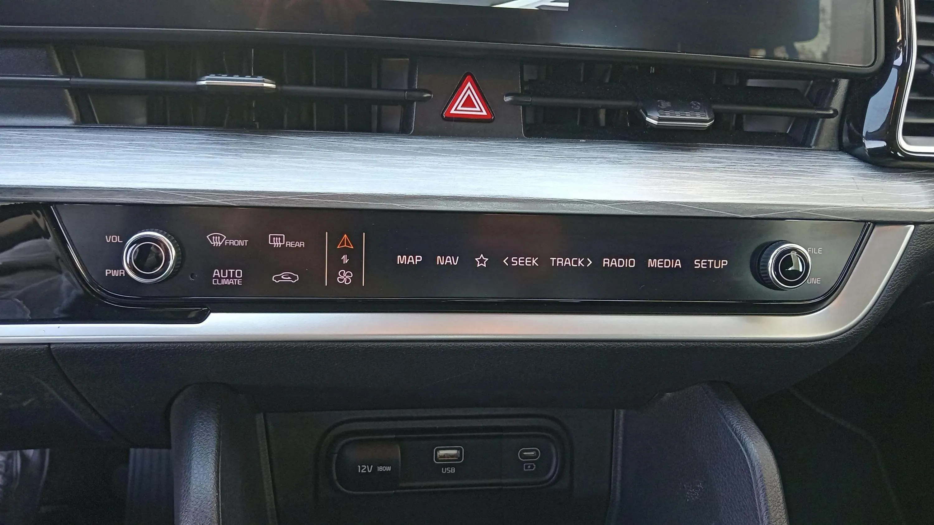 Kia Sportage 1.6 CRDi MHEV Business 4x2 DCT - foto 20