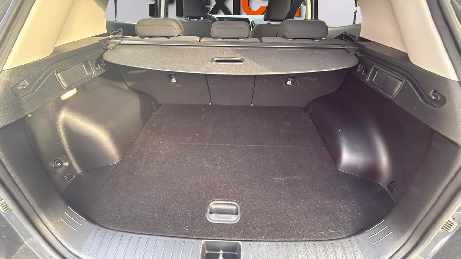 Kia Sportage 1.6 T-GDi MHEV Tech 4x2 DCT - foto 9