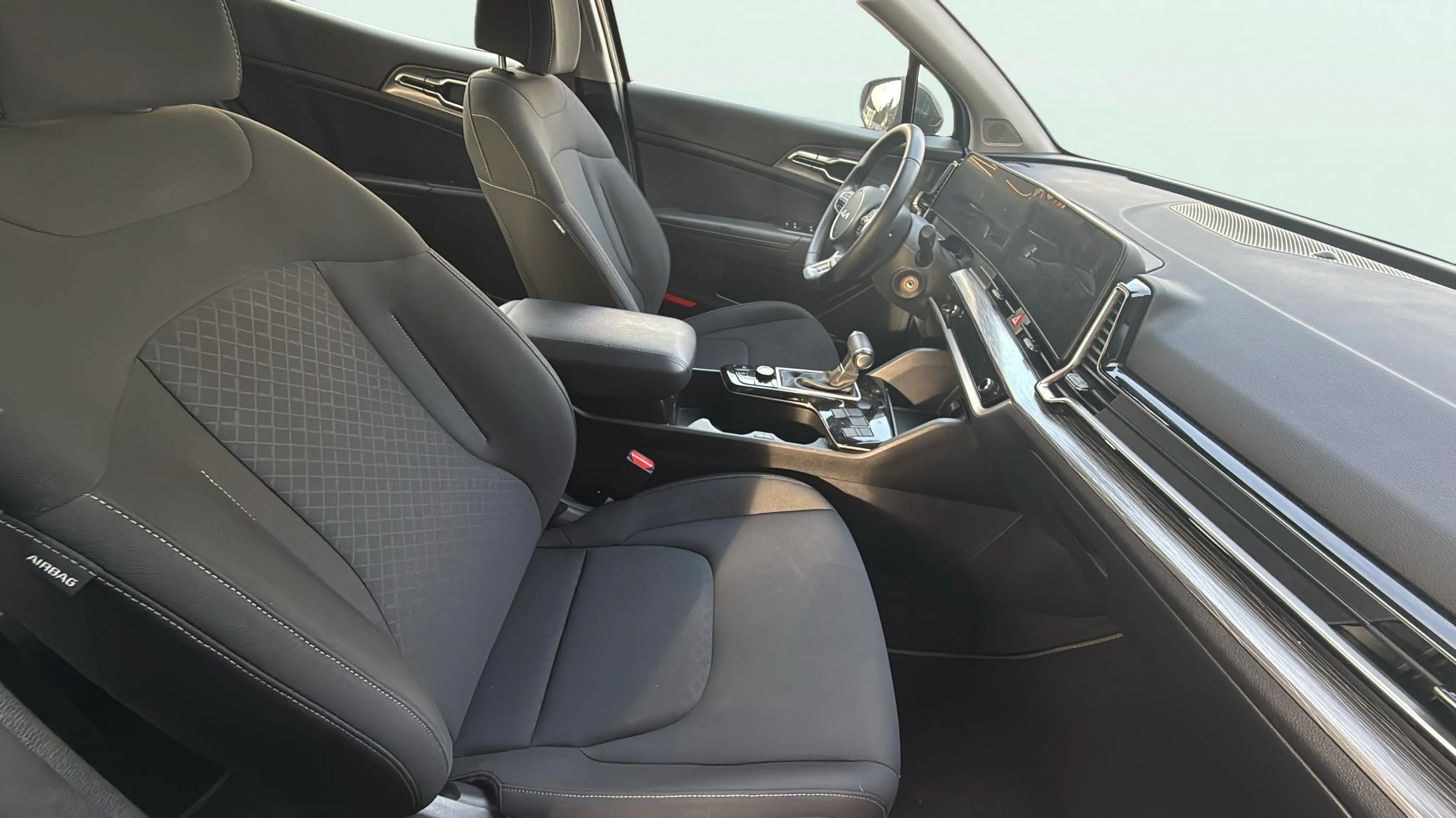Kia Sportage 1.6 T-GDi MHEV Tech 4x2 DCT - foto 19