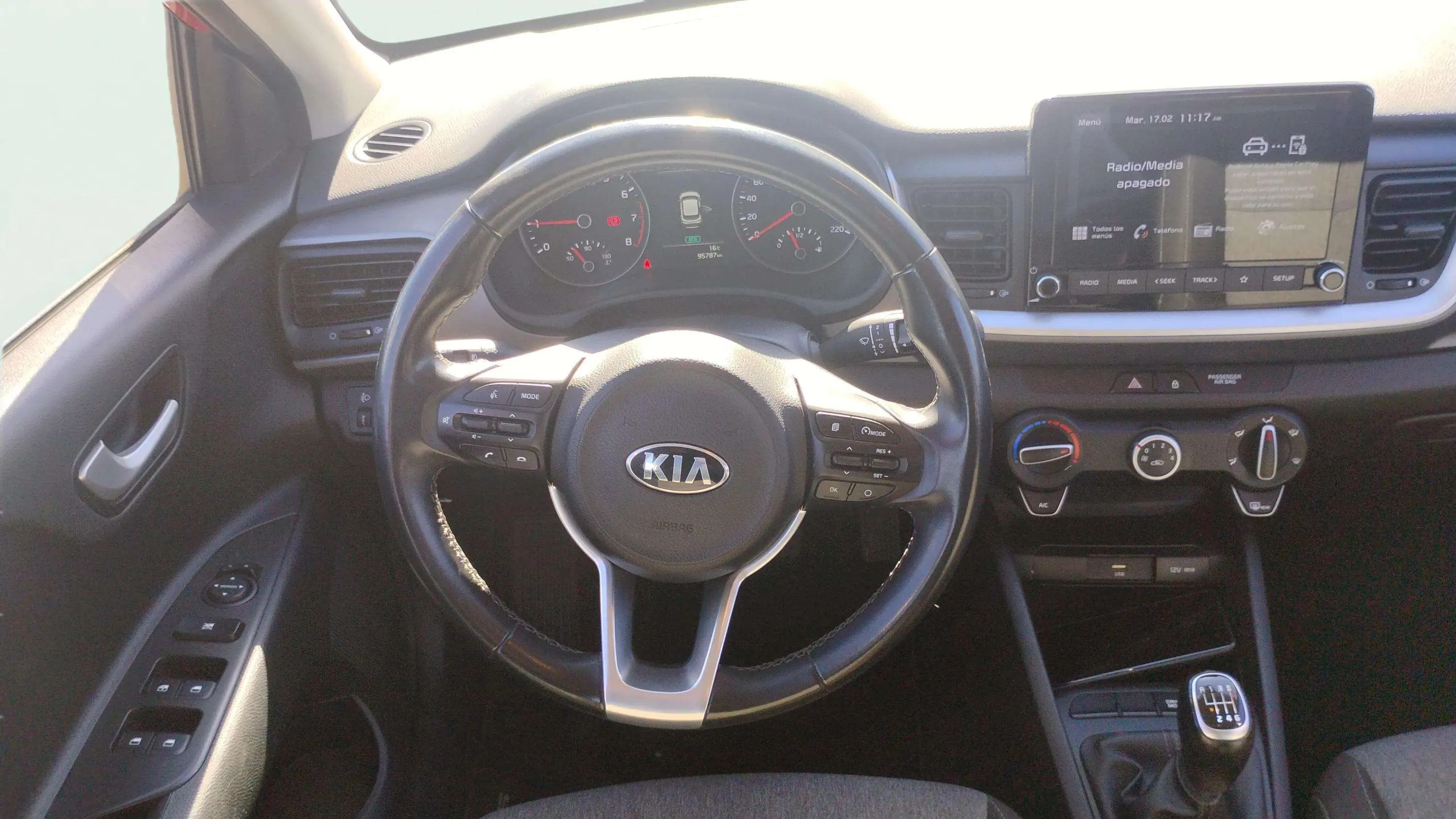 Kia Stonic 1.0 T-GDi MHEV iMT Concept - foto 11