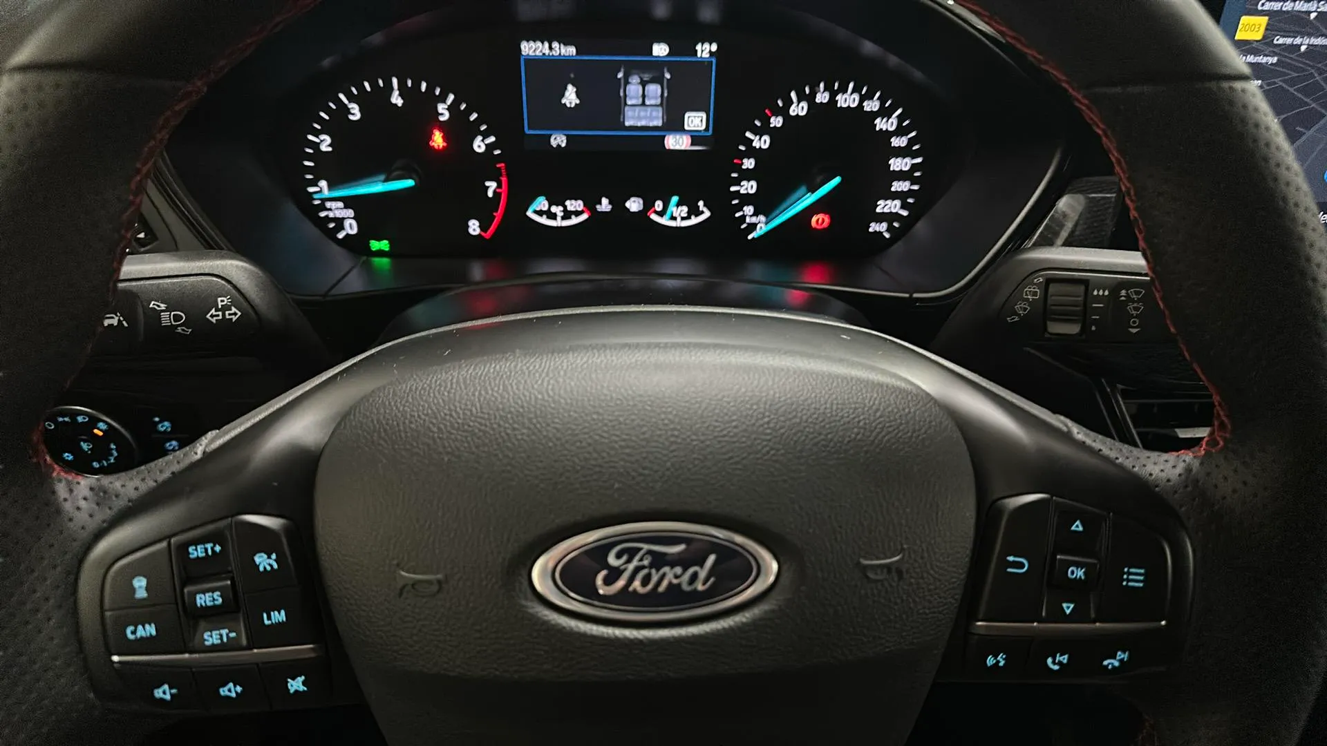 Ford Focus 1.0 EcoBoost MHEV ST-Line Design SIP - foto 19