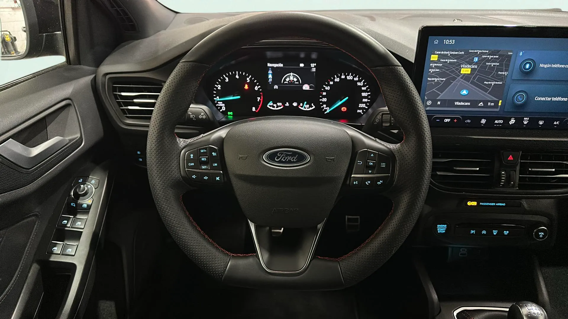 Ford Focus 1.0 EcoBoost MHEV ST-Line Design SIP - foto 18