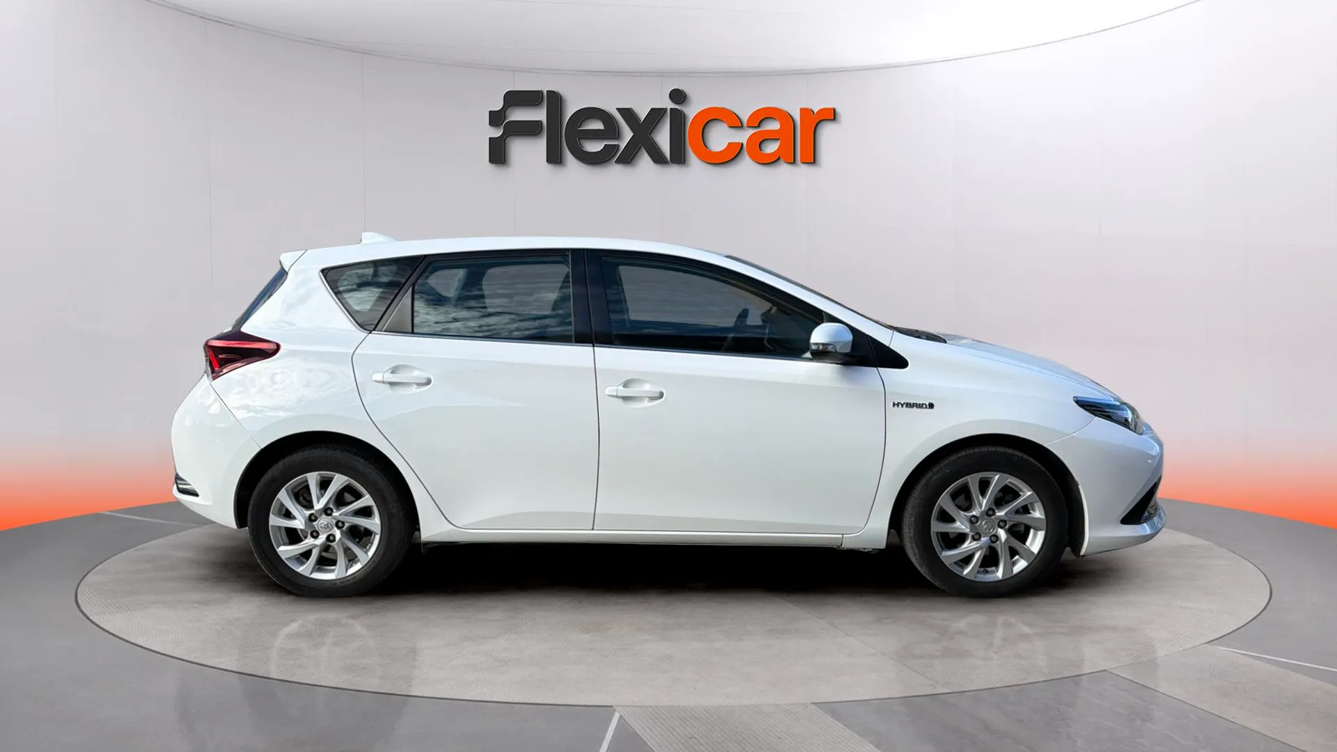 Toyota Auris 1.8 140H Hybrid Active - foto 3