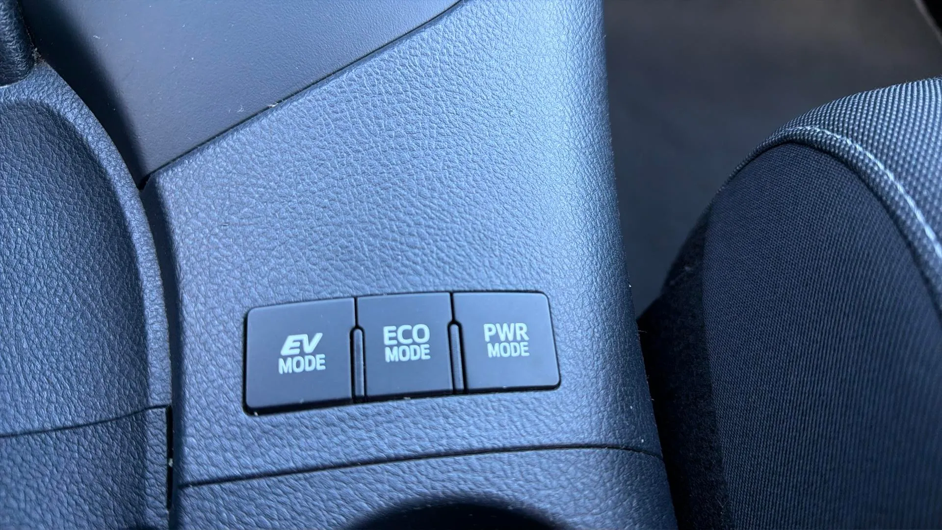 Toyota Auris 1.8 140H Hybrid Active - foto 19