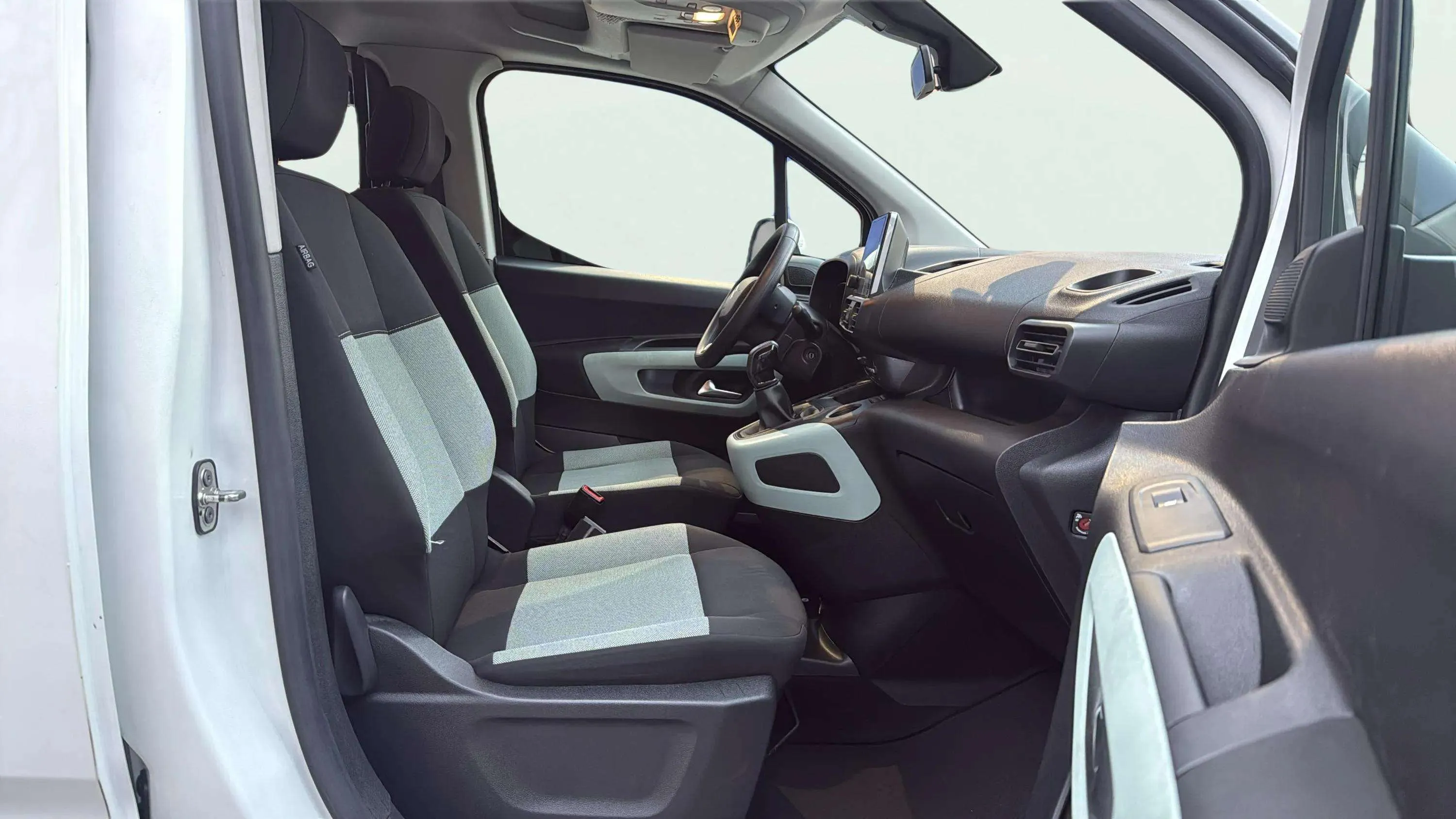 Citroën Berlingo Talla M BlueHDi 100 Shine - foto 8