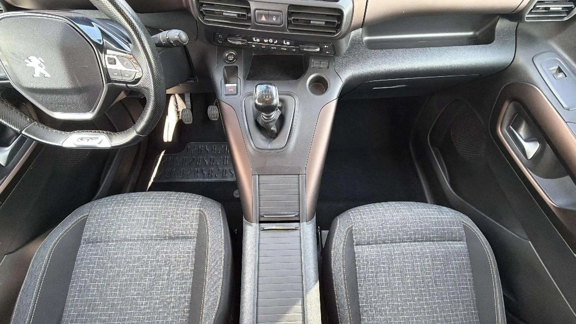 Peugeot Rifter GTB L1 BH 100MAN - foto 16