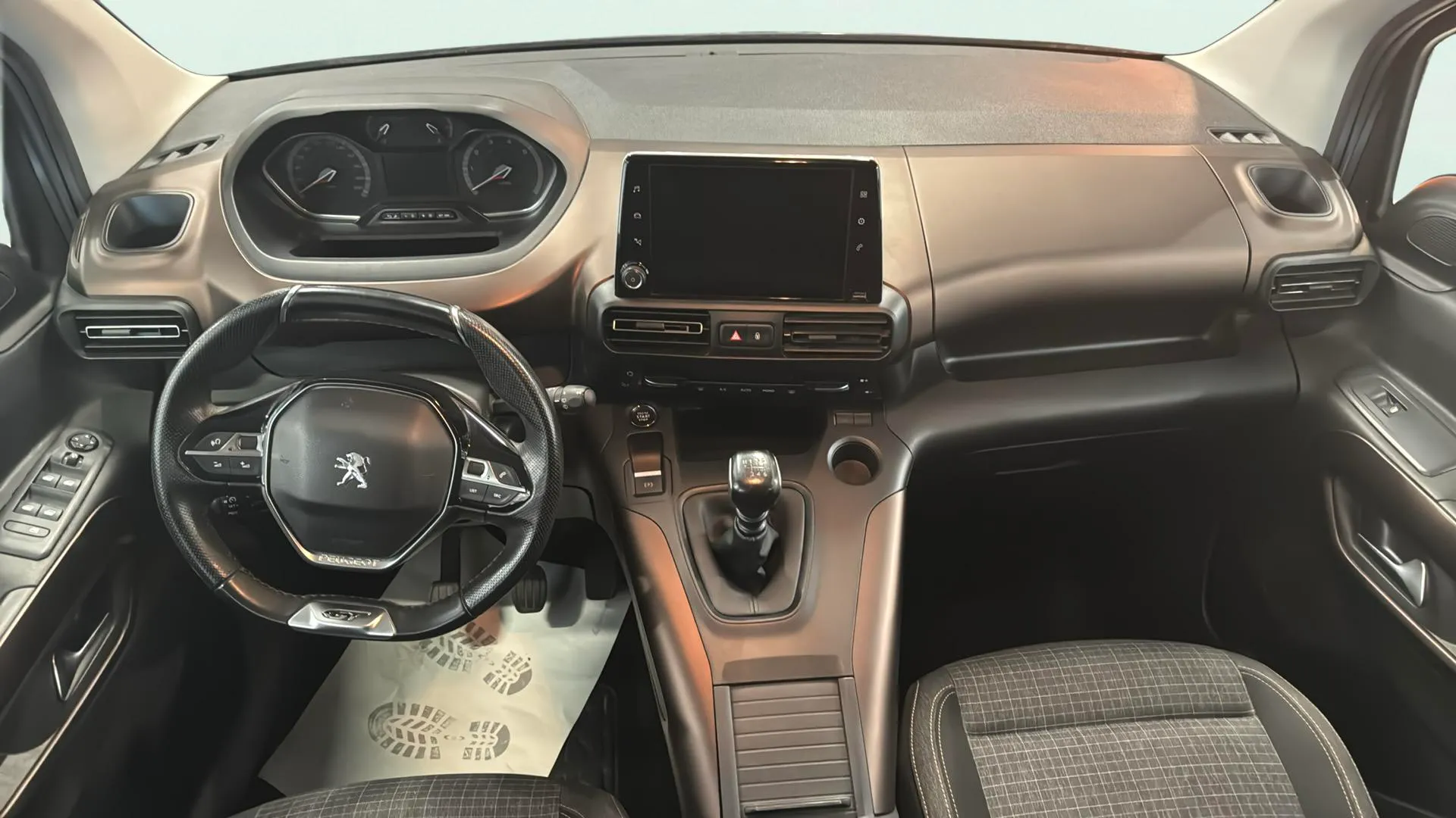 Peugeot Rifter Allure BlueHDi 100 - foto 10