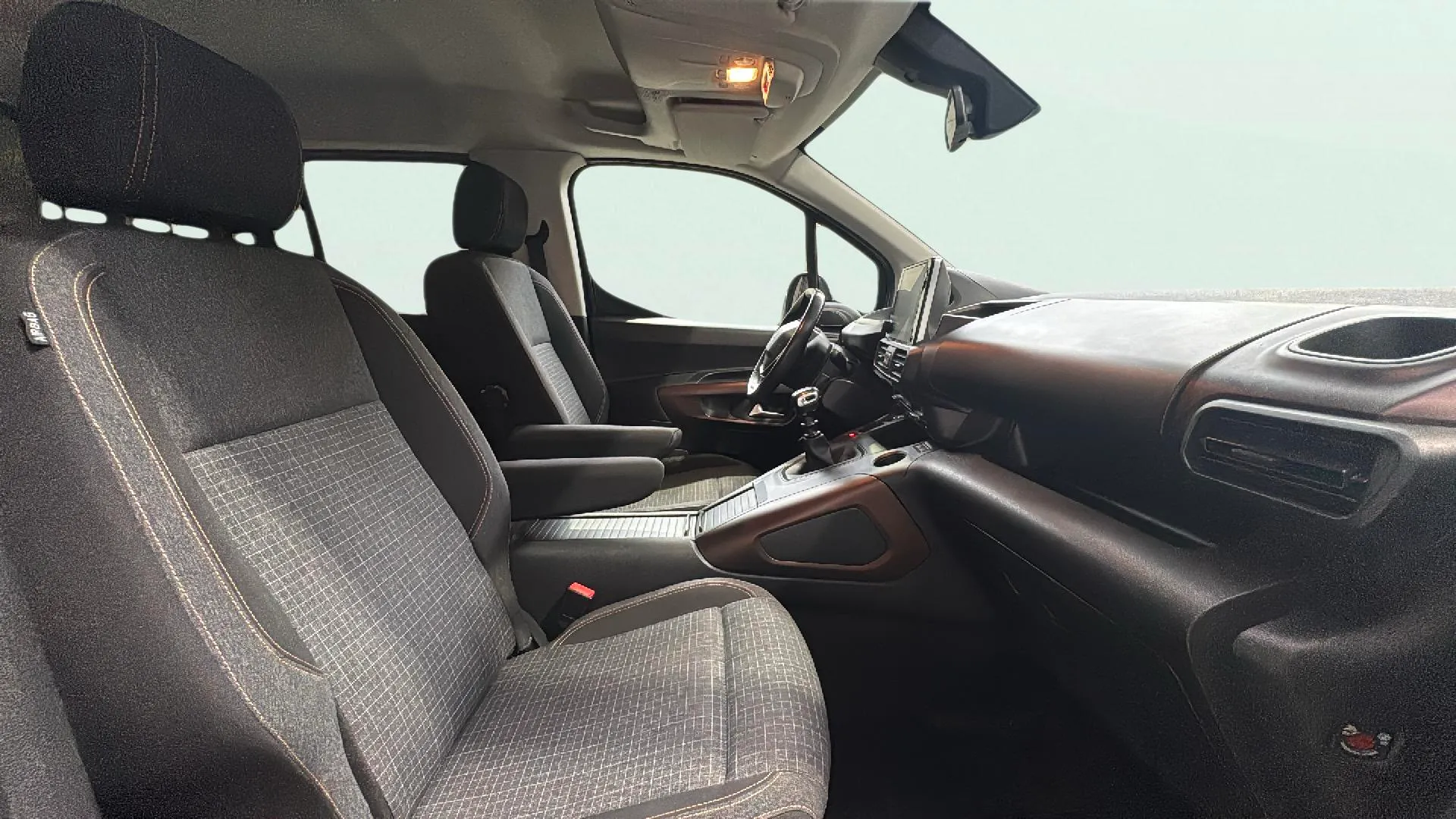 Peugeot Rifter GT Standard BlueHDi - foto 10
