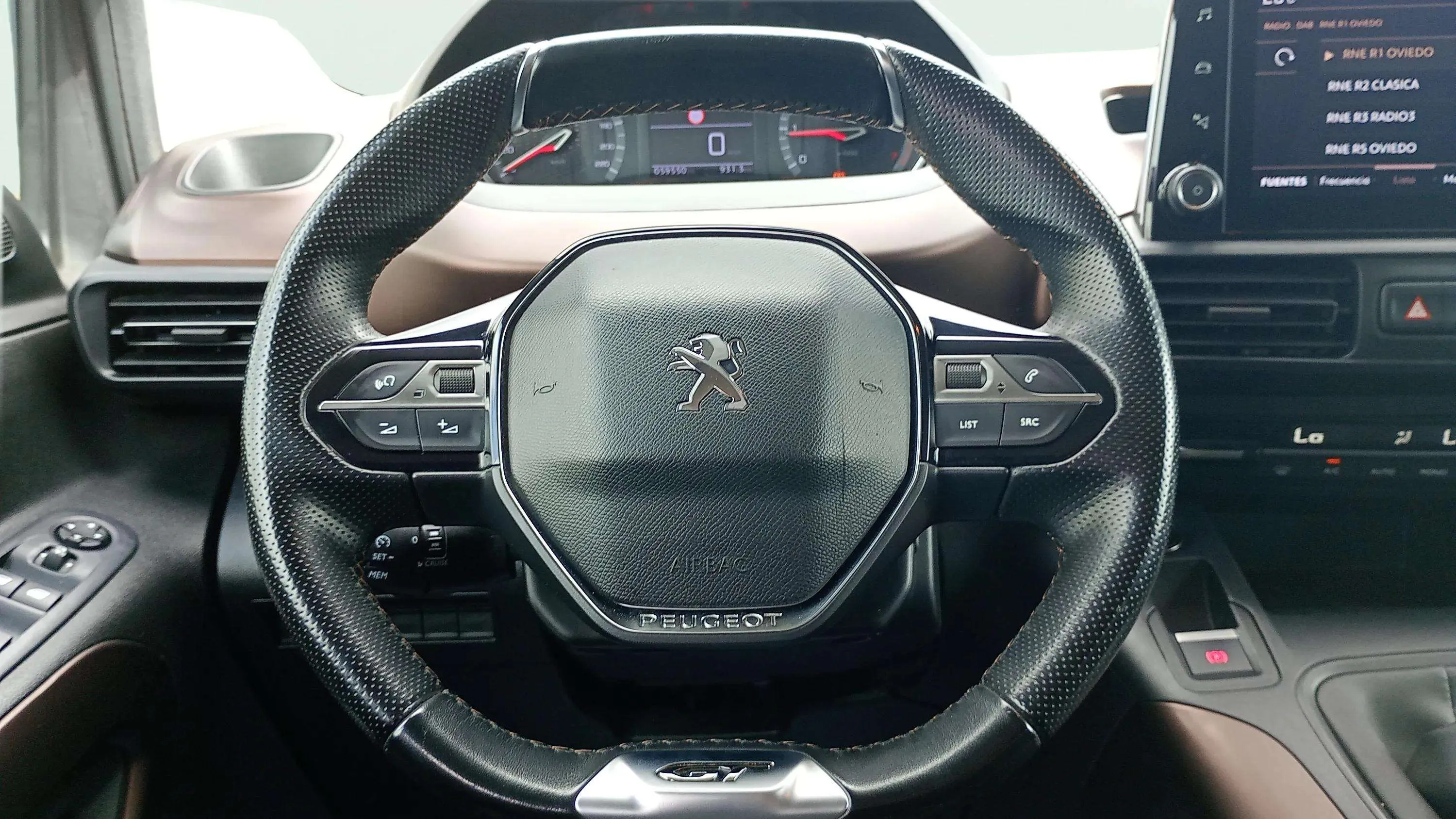 Peugeot Rifter Allure BlueHDi 100 - foto 10