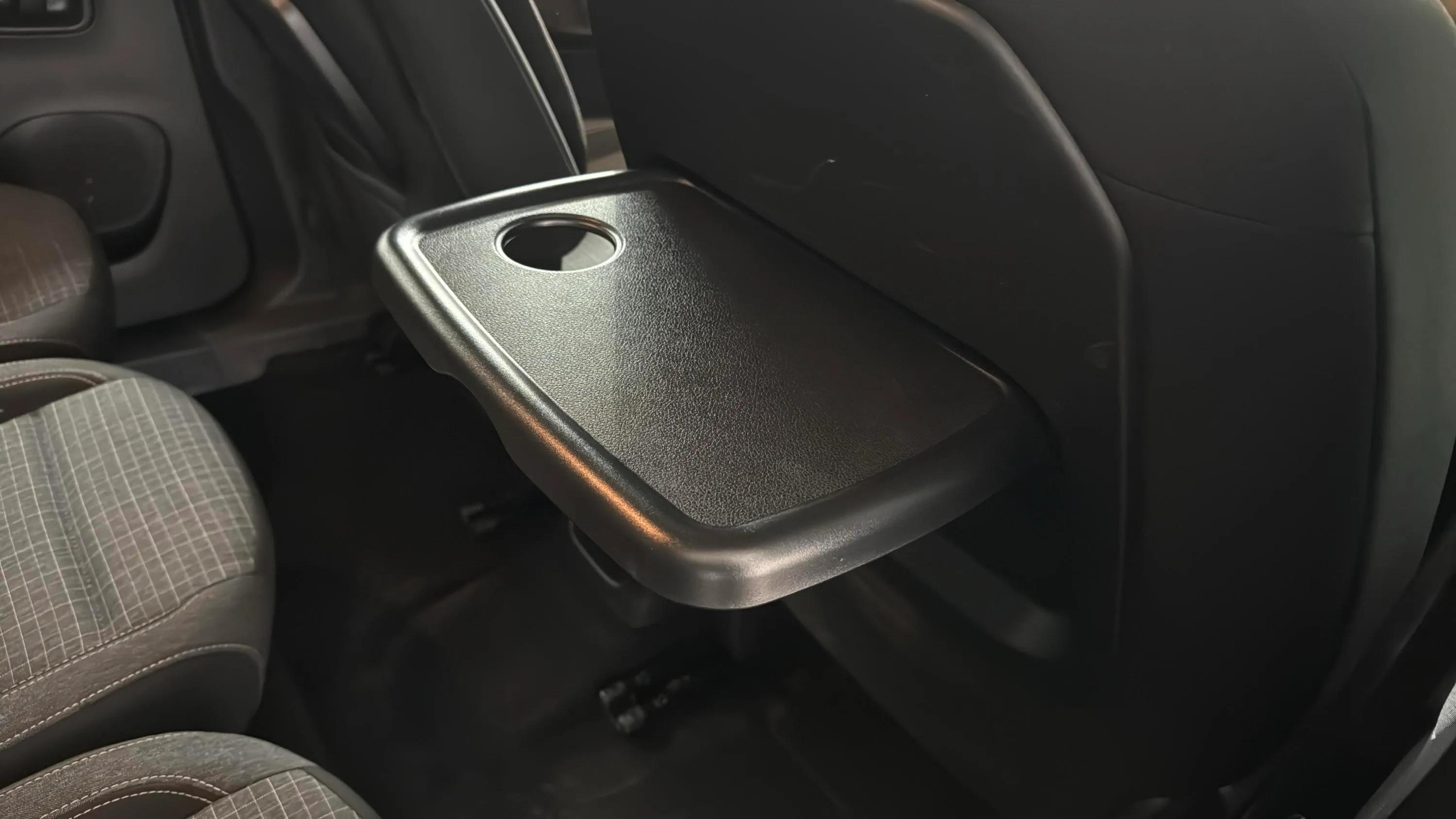 Peugeot Rifter GT BlueHDi 100 - foto 31