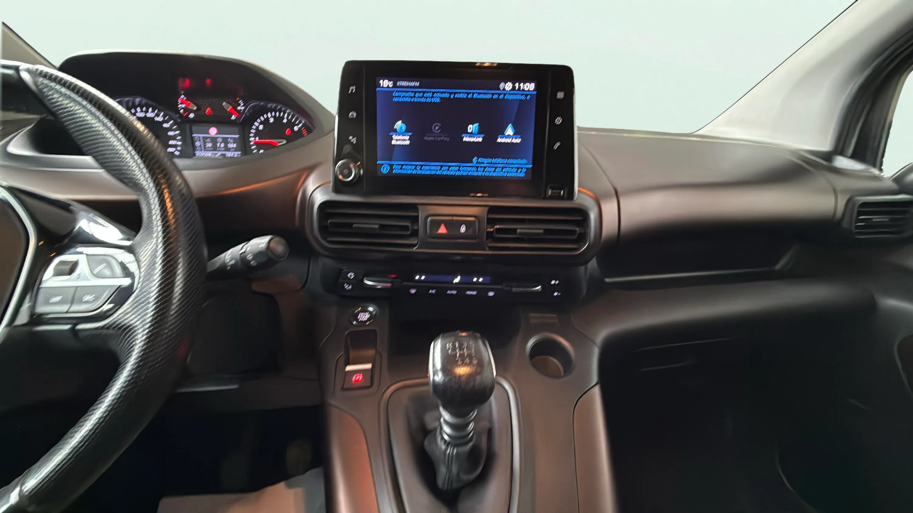 Peugeot Rifter GT BlueHDi 100 - foto 11